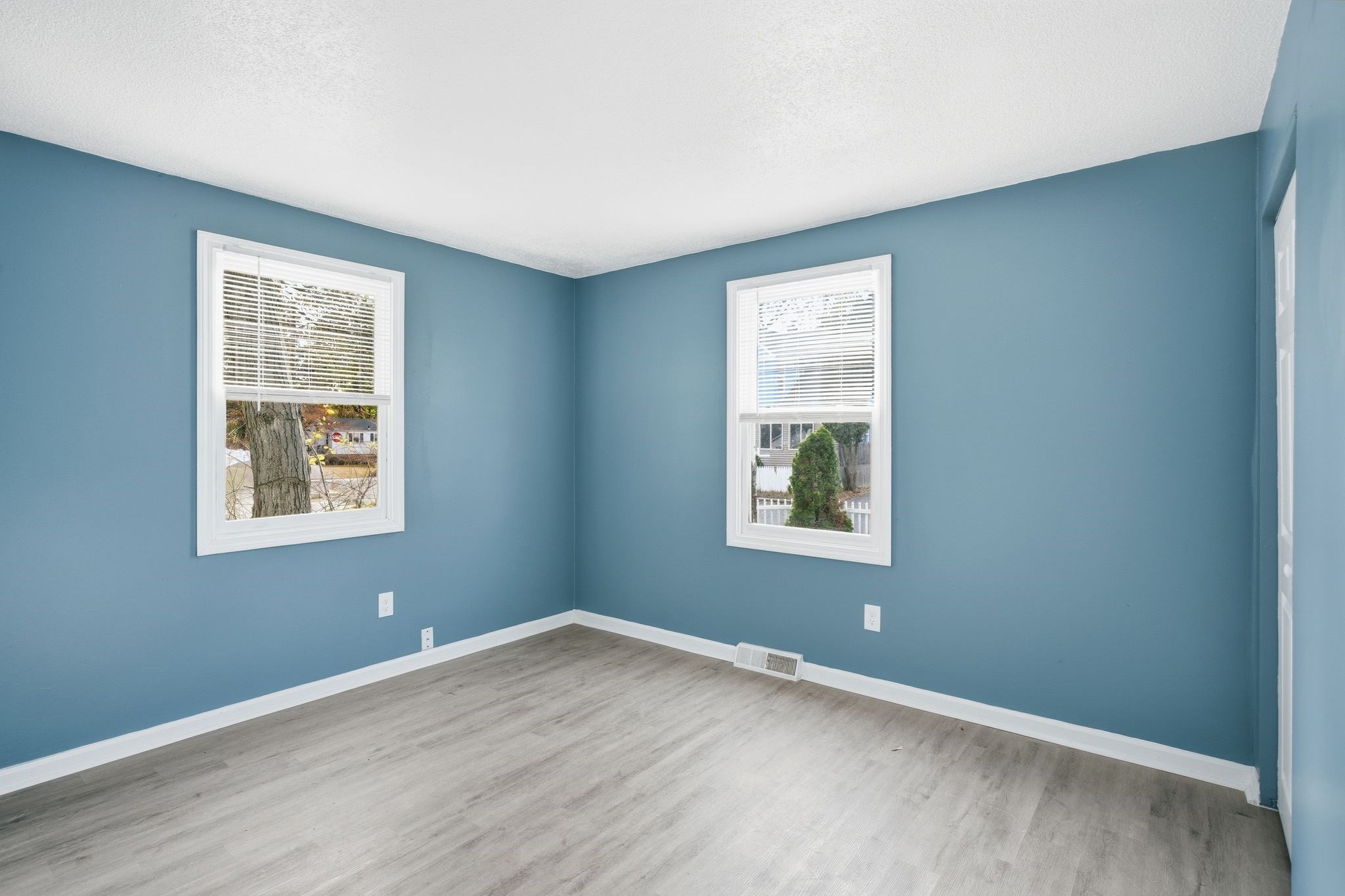 19 Emily St, Springfield, MA 01109 - Image 18