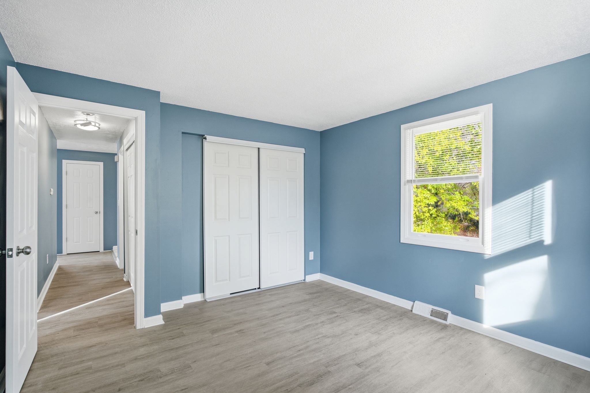 19 Emily St, Springfield, MA 01109 - Image 22