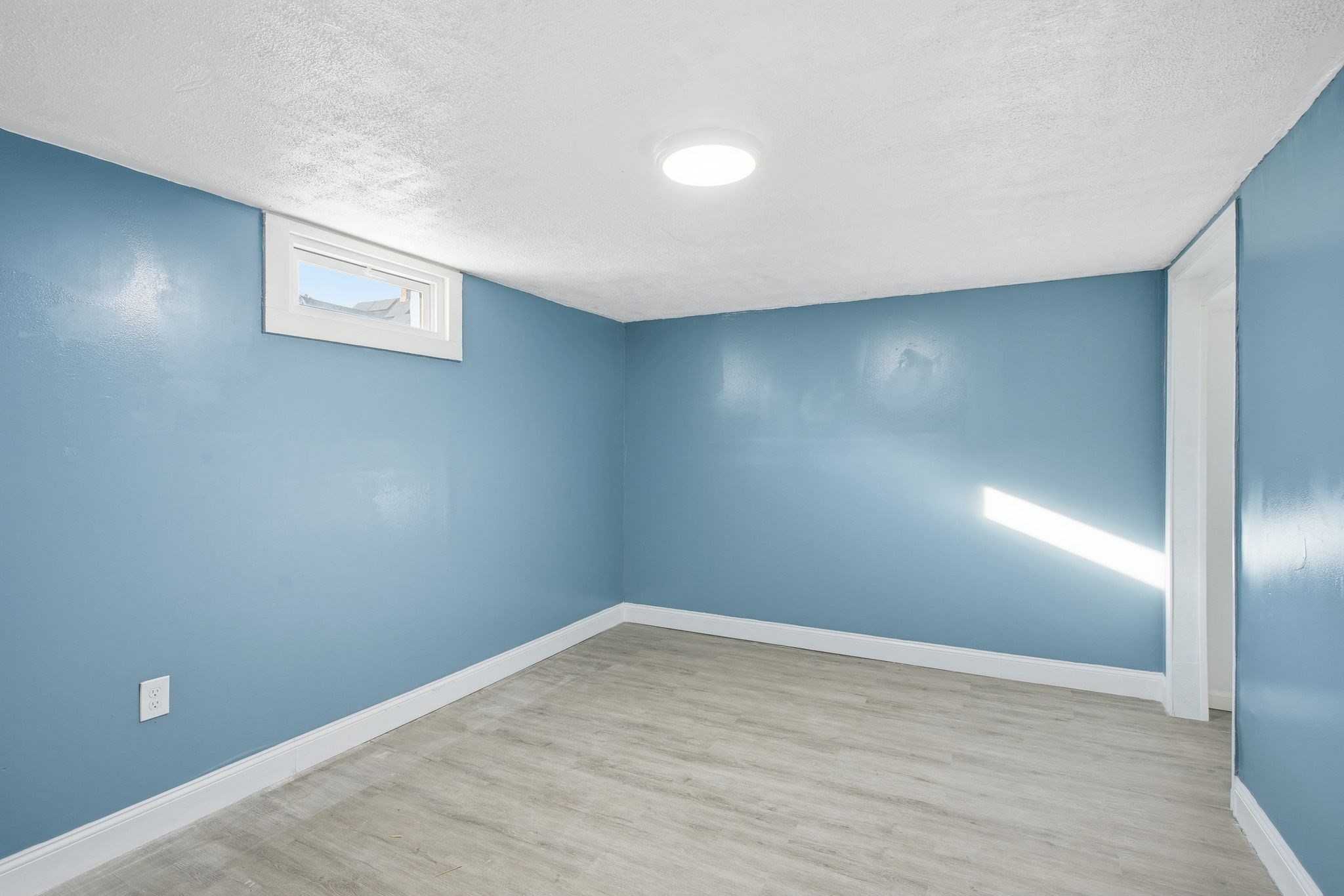 19 Emily St, Springfield, MA 01109 - Image 27