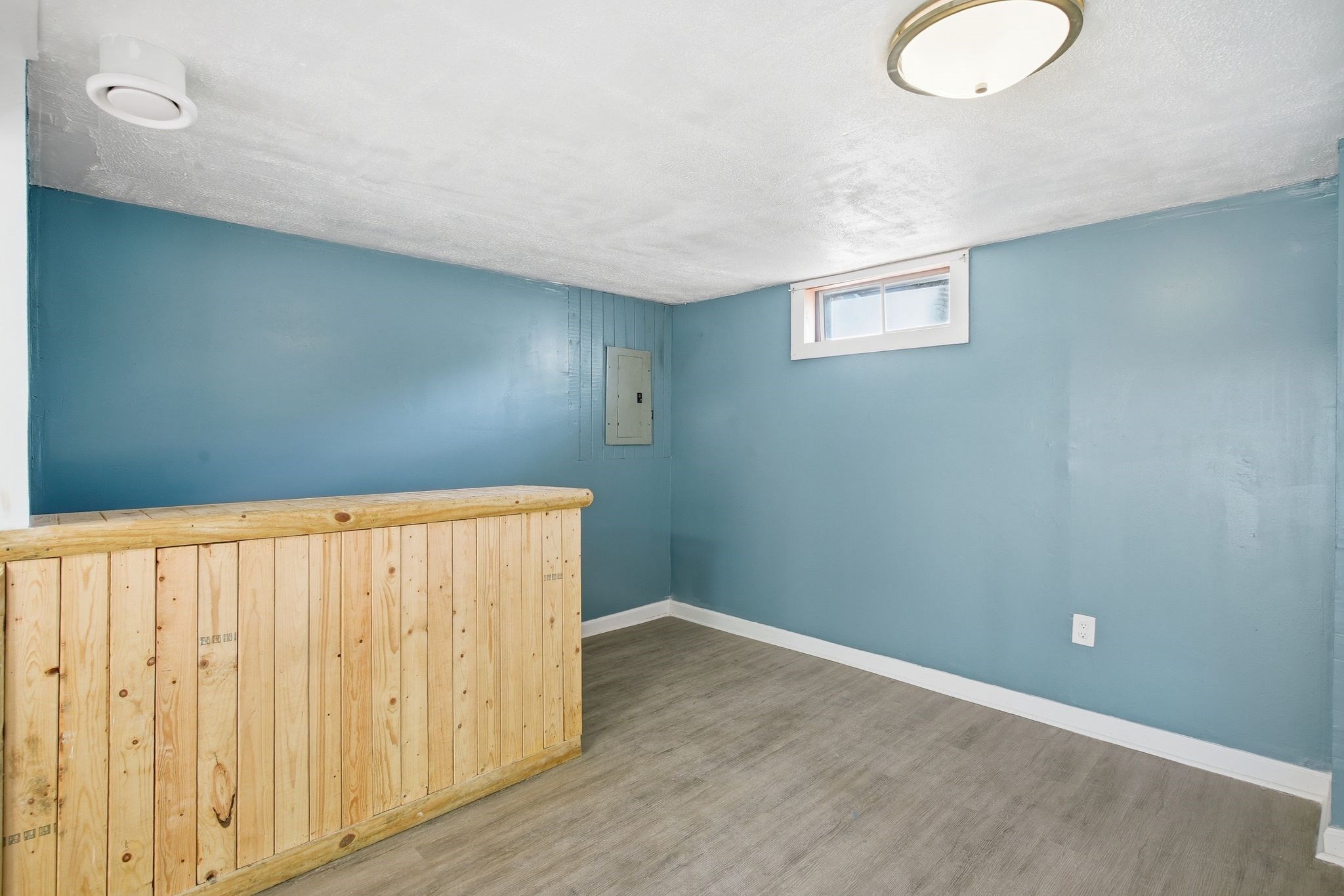 19 Emily St, Springfield, MA 01109 - Image 33