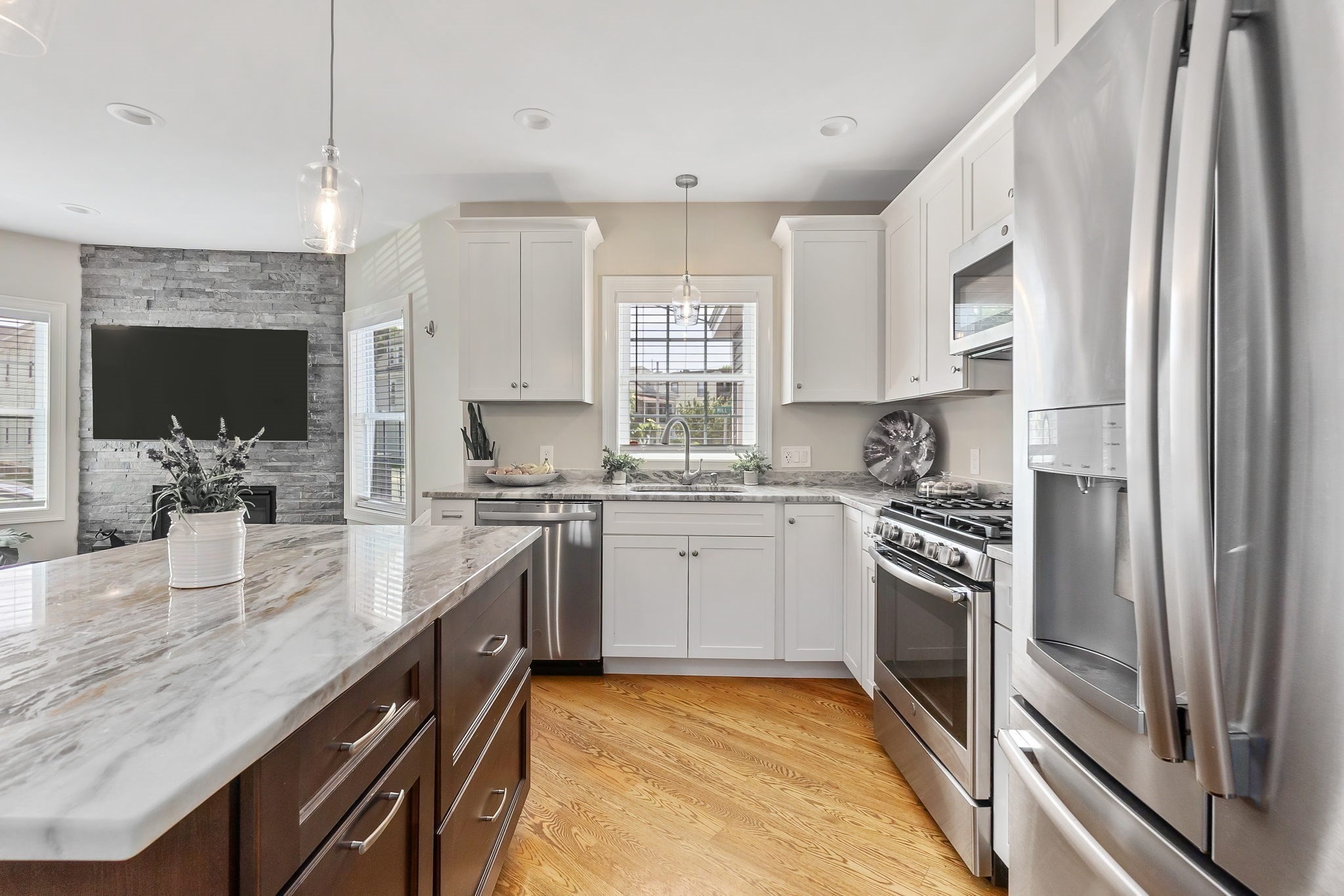 34 Beckford St Unit B, Beverly, MA 01915 - Image 11