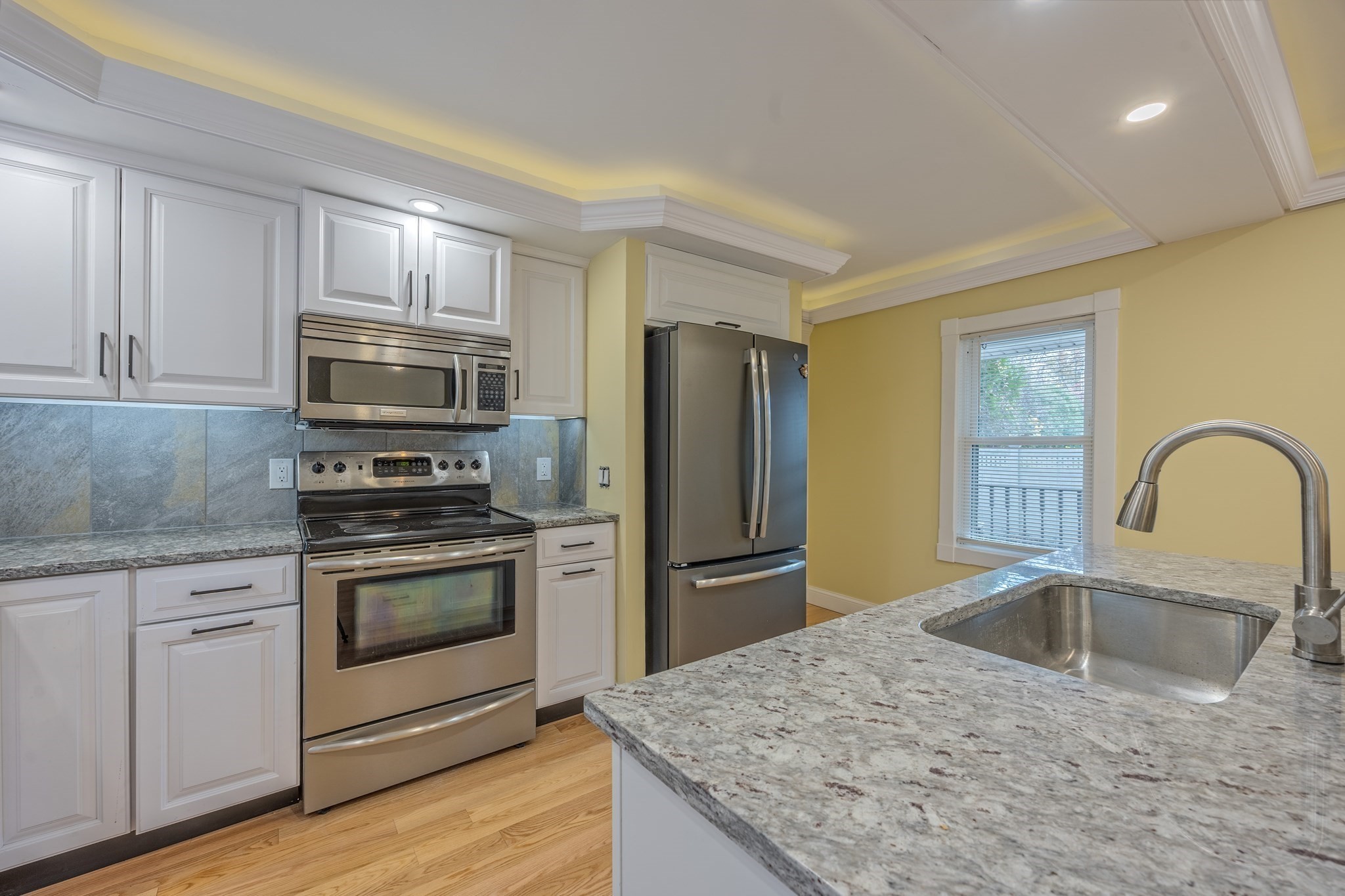 70 Fuller St, Ludlow, MA 01056 - Image 9