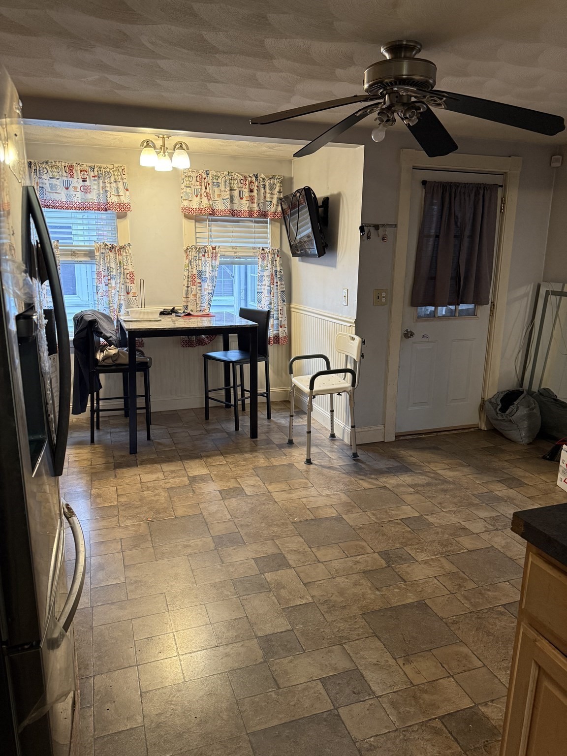 102 Weare St, Lawrence, MA 01840 - Image 13