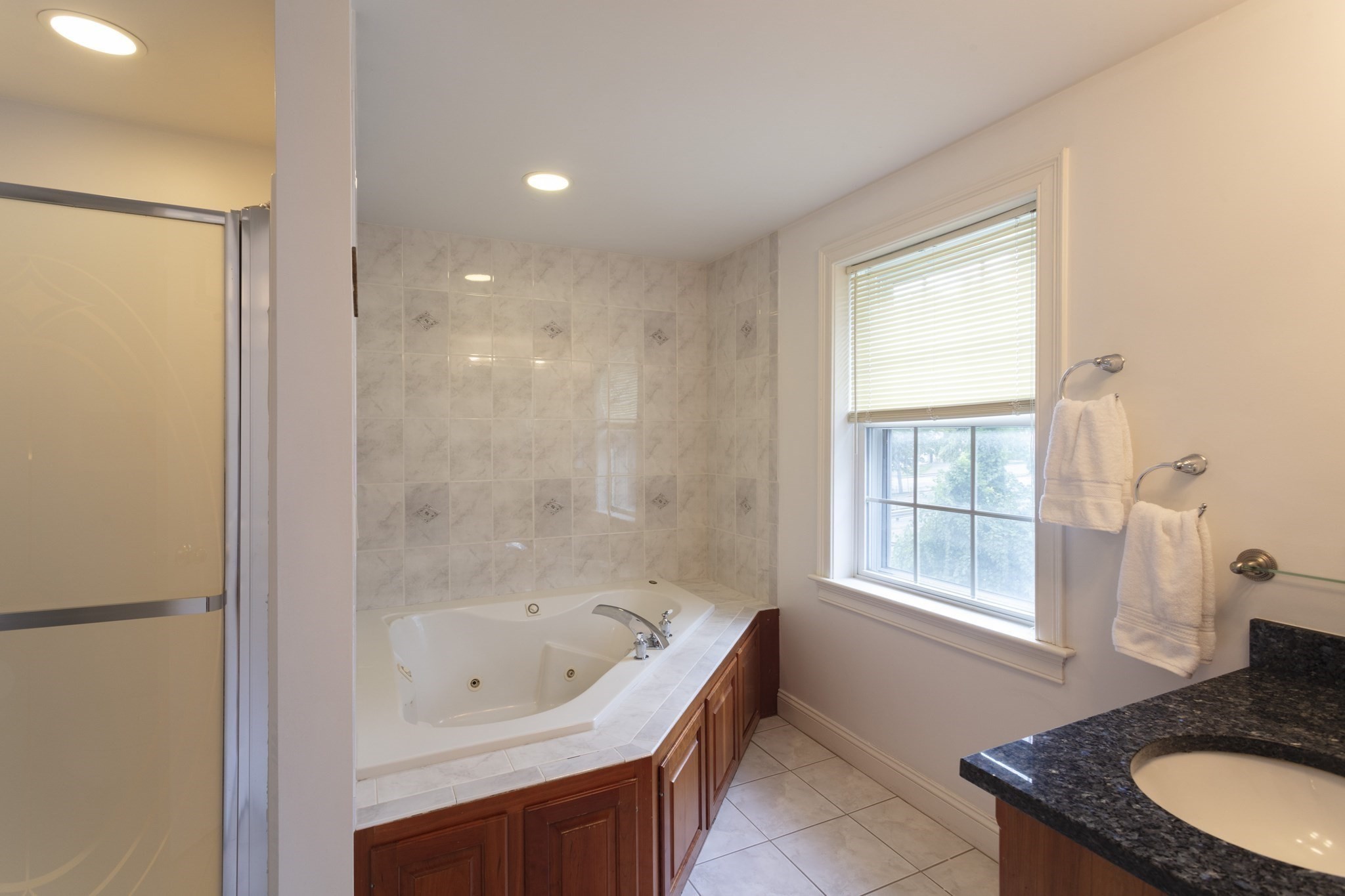 1077 Boylston St, Newton, MA 02461 - Image 24