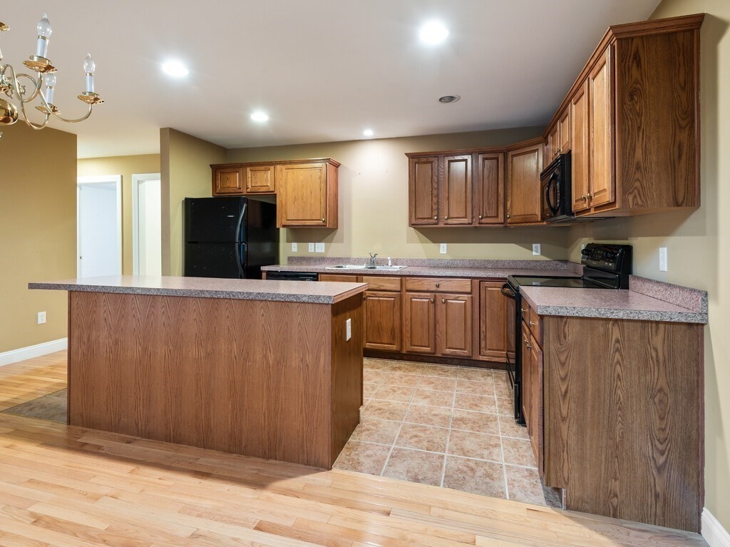 156 Hillside Village Dr Unit 156, West Boylston, MA 01583 - Image 9