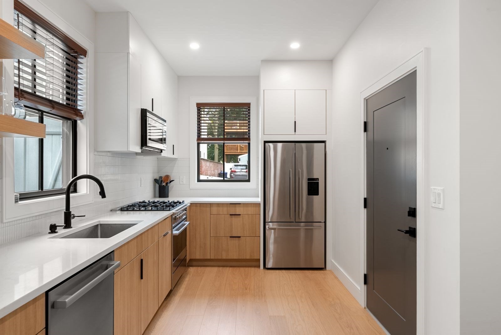 224 W 9th Unit 1, South Boston, Boston, MA 02127 - Image 2