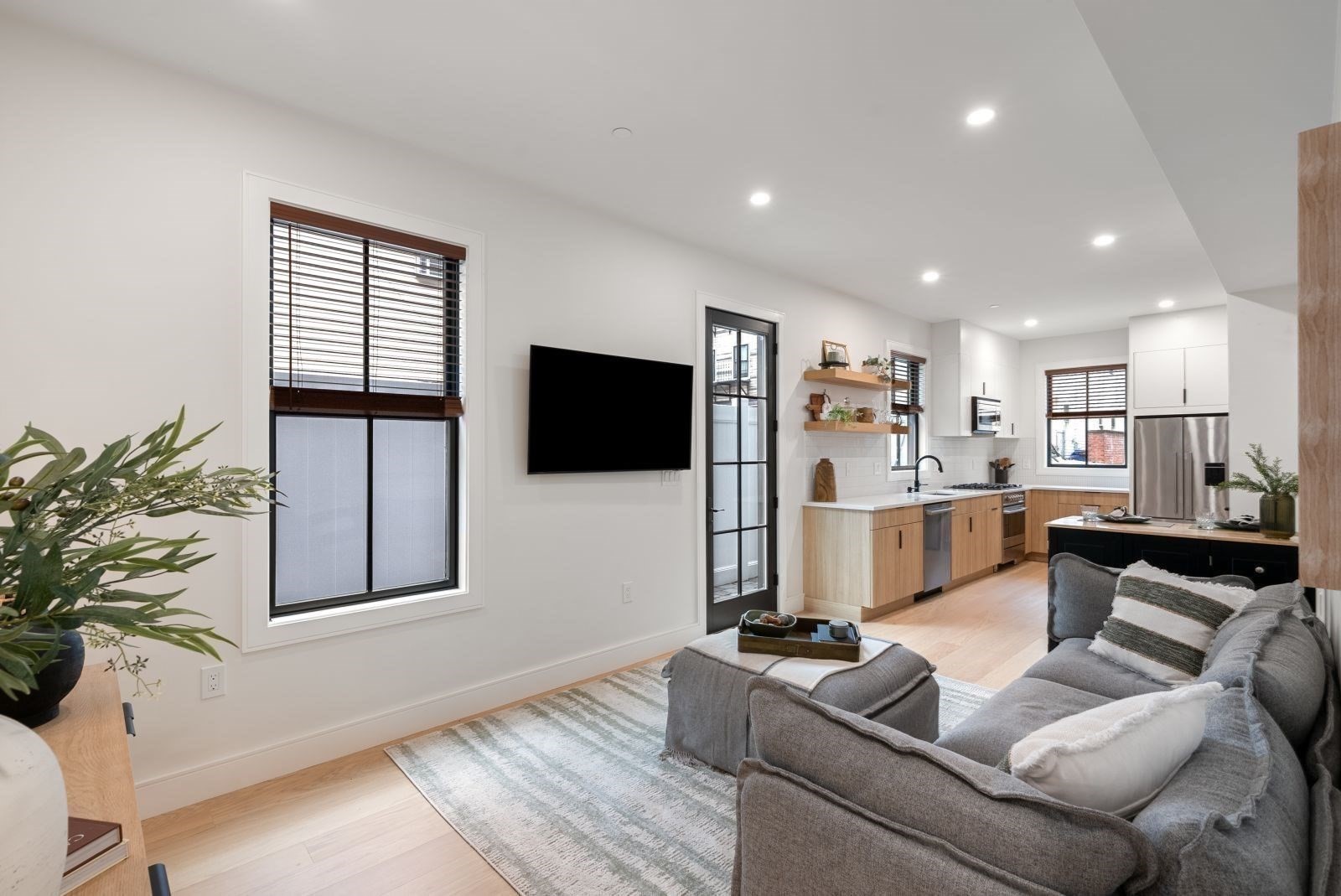 224 W 9th Unit 1, South Boston, Boston, MA 02127 - Image 5