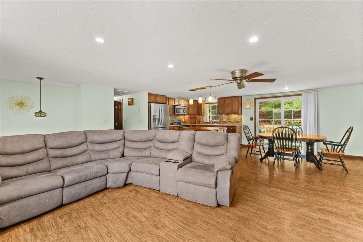 34 Surrey Drive, Plymouth, MA 02360 - Image 19