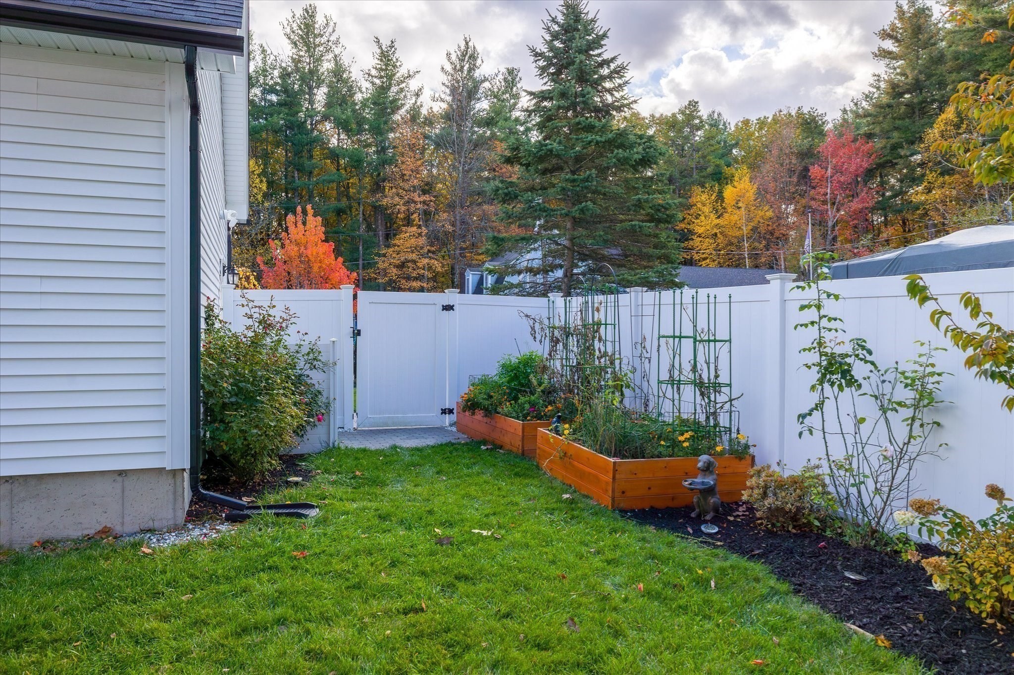 17 Woodworth Ave, Fitchburg, MA 01420 - Image 36