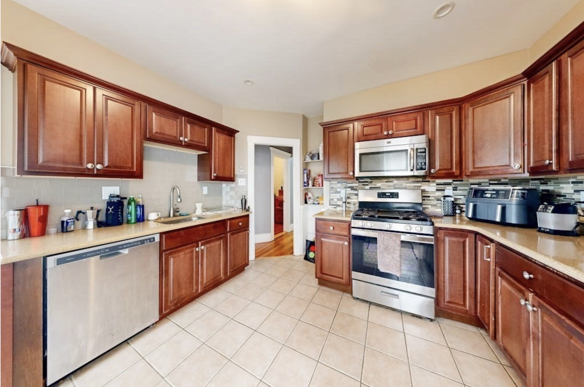 84 Bailey St, Dorchester, Boston, MA 02124 - Image 11