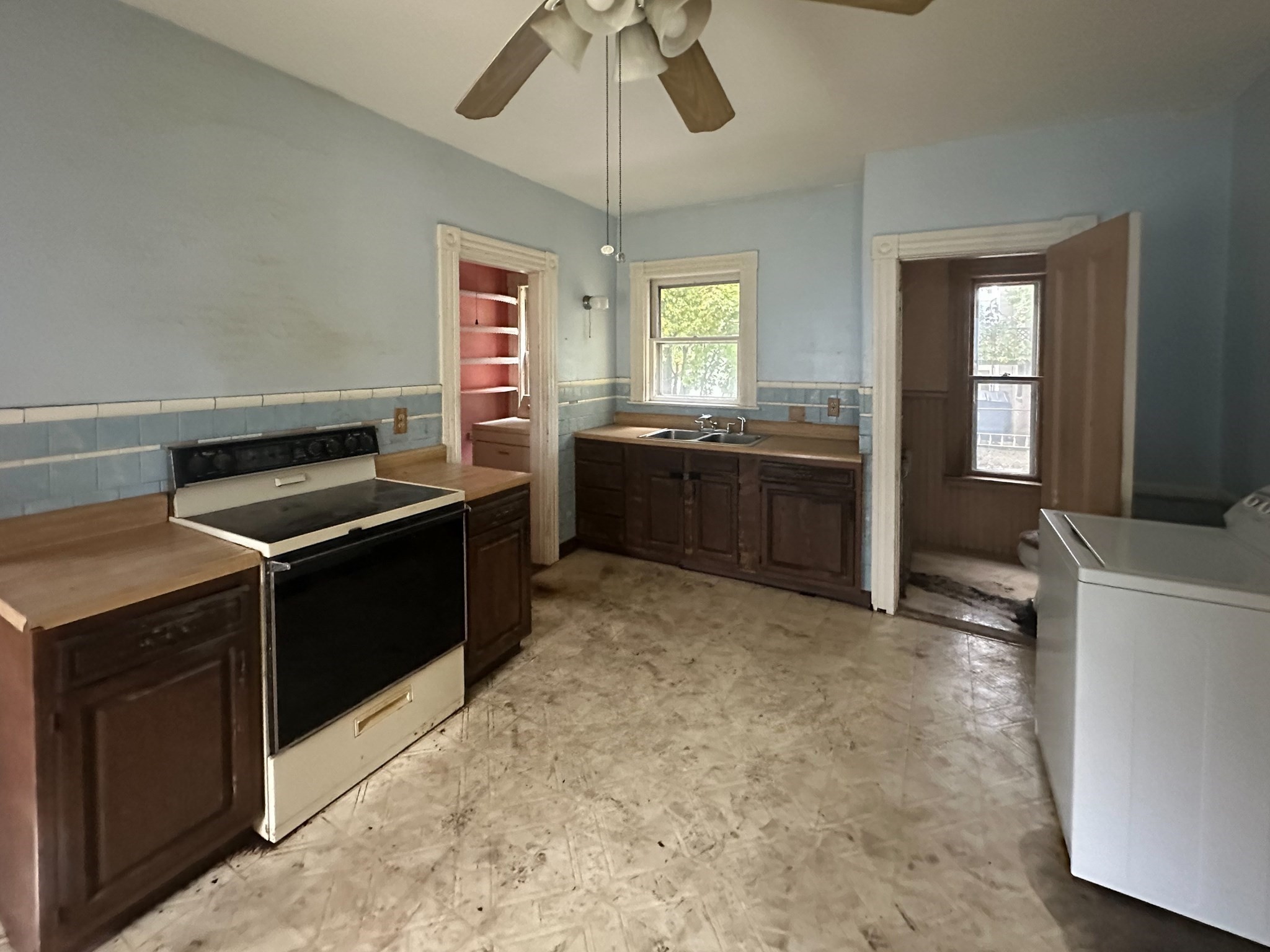 518 North St, Fitchburg, MA 01420 - Image 11