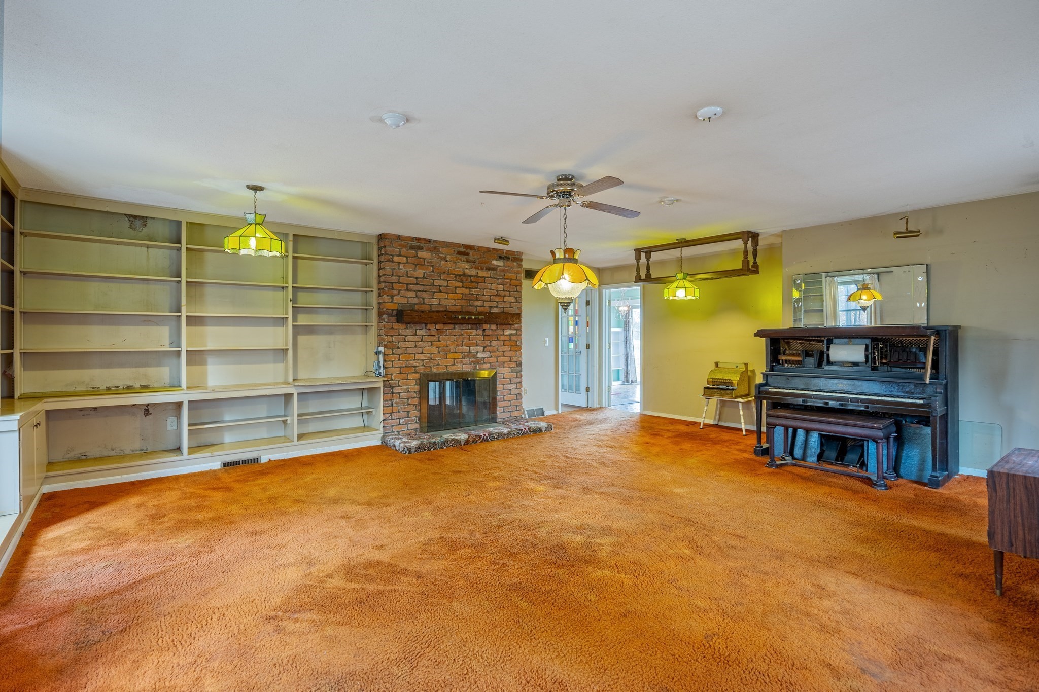 41 Woodbridge St, South Hadley, MA 01075 - Image 18