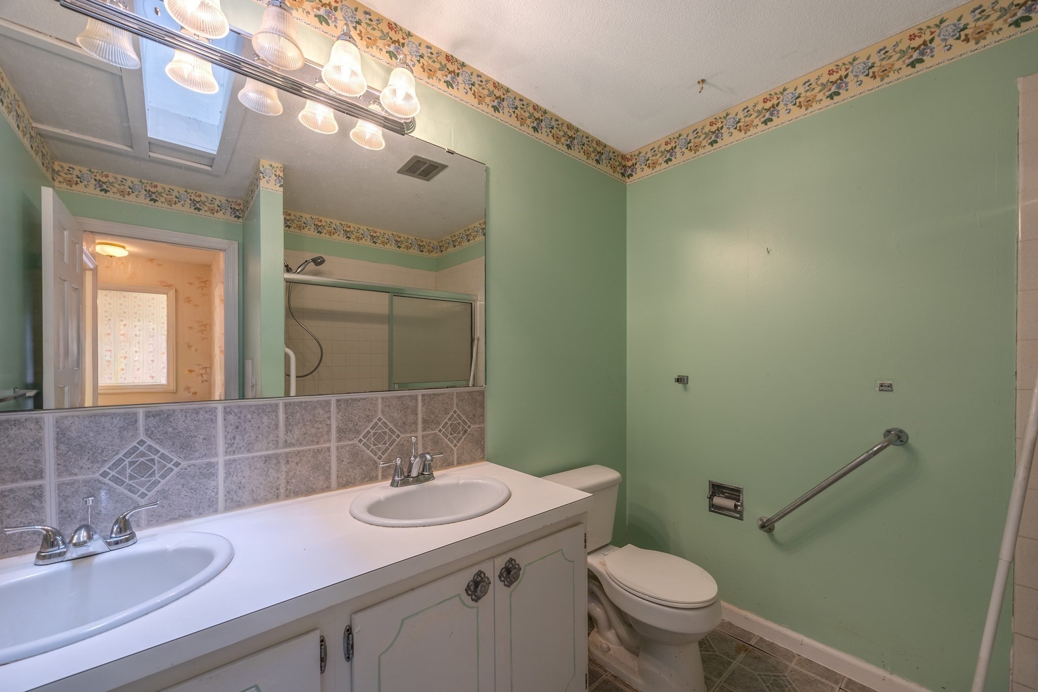 41 Woodbridge St, South Hadley, MA 01075 - Image 28