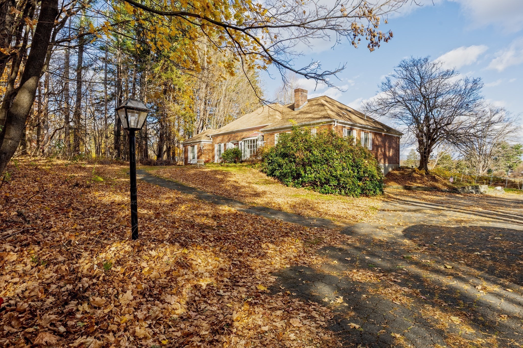 41 Woodbridge St, South Hadley, MA 01075 - Image 30