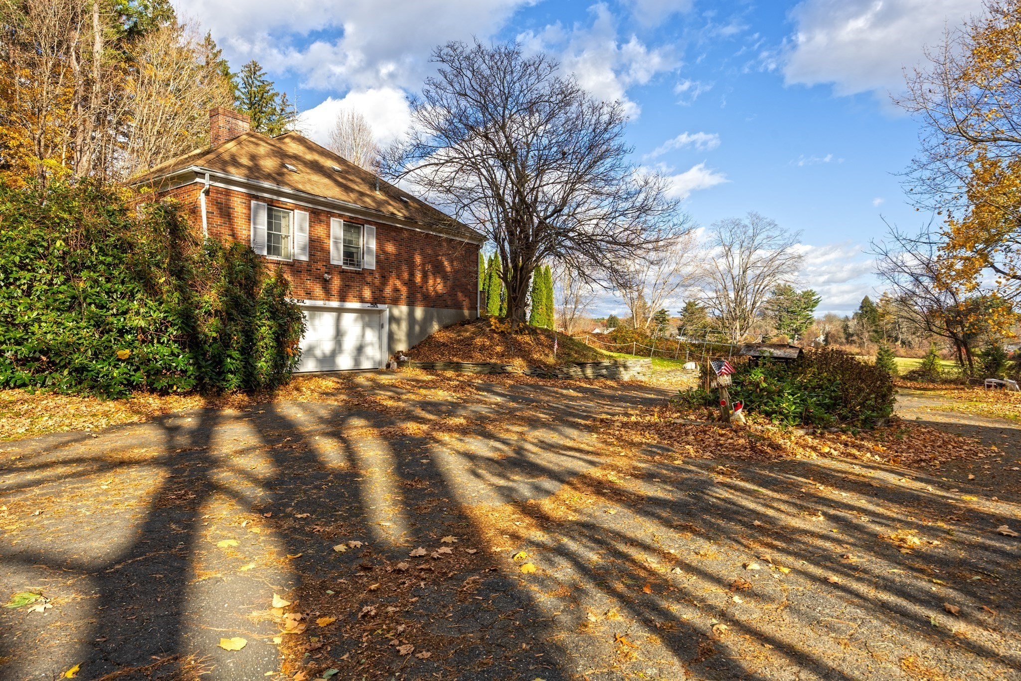 41 Woodbridge St, South Hadley, MA 01075 - Image 31