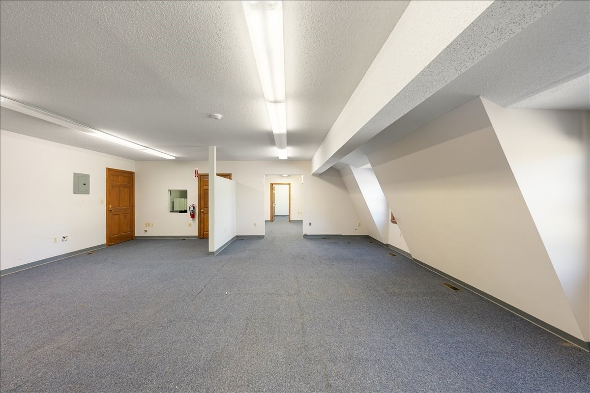 150 Westford, Tyngsborough, MA 01879 - Image 14