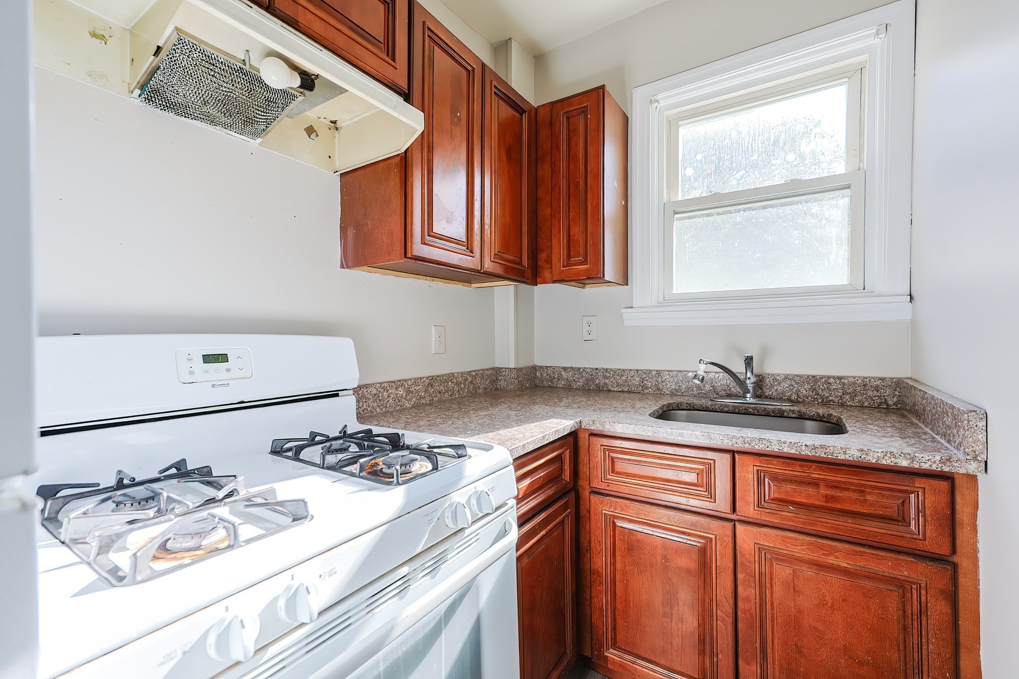 764 Plymouth Ave, Fall River, MA 02721 - Image 21