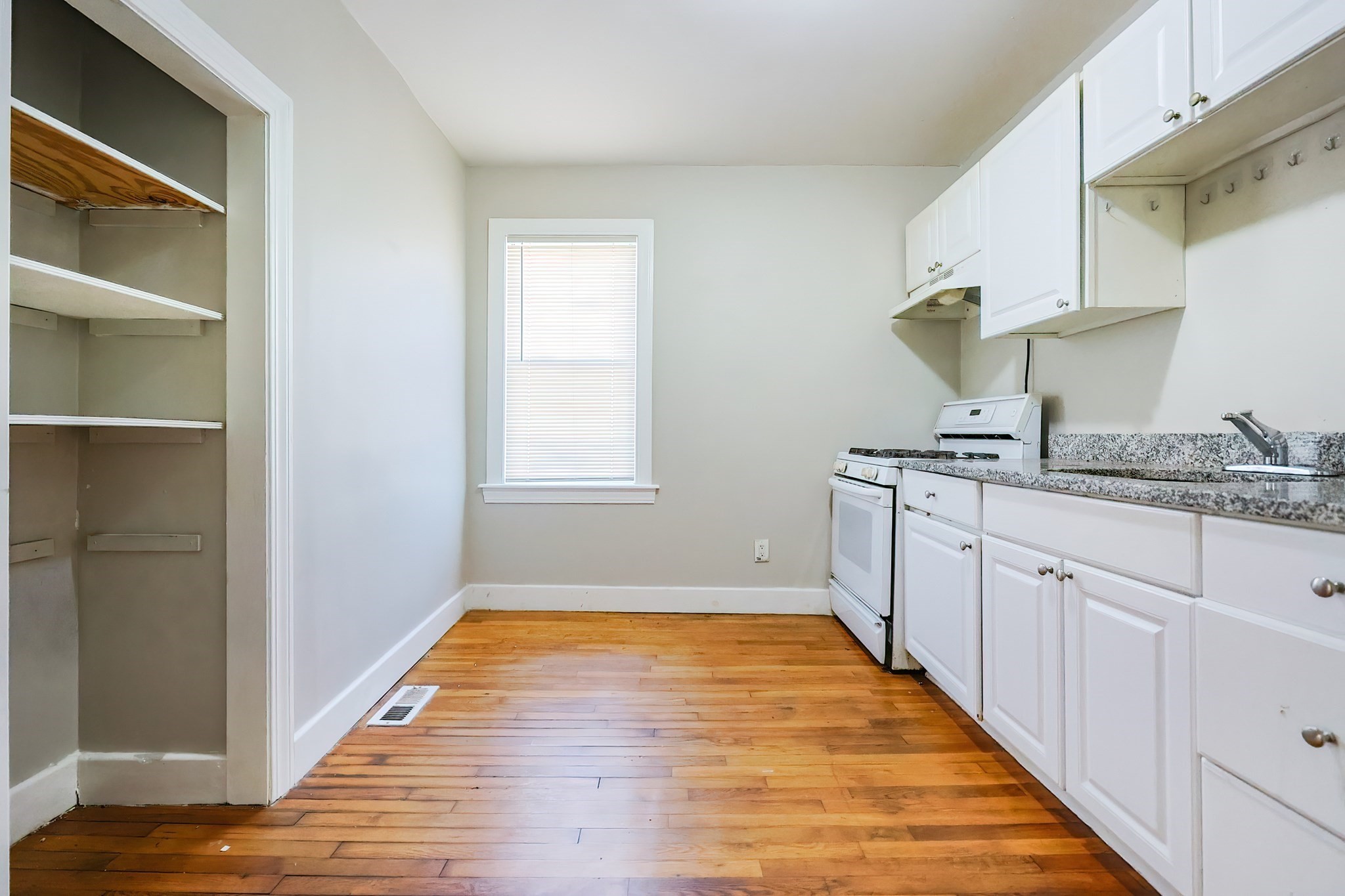 764 Plymouth Ave, Fall River, MA 02721 - Image 38