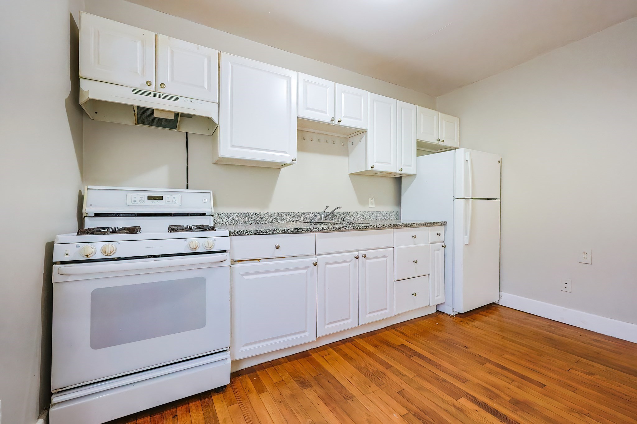 764 Plymouth Ave, Fall River, MA 02721 - Image 39