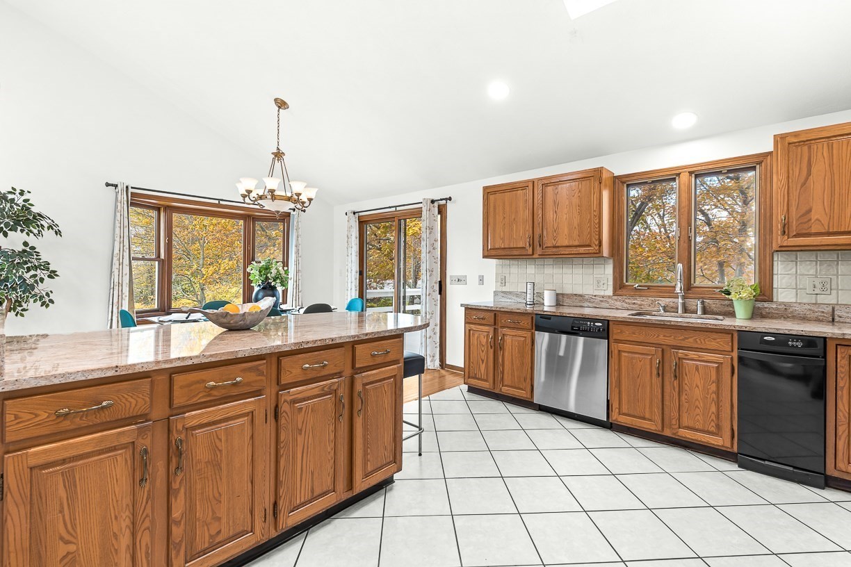 25 Murdoch Rd, Stoneham, MA 02180 - Image 11