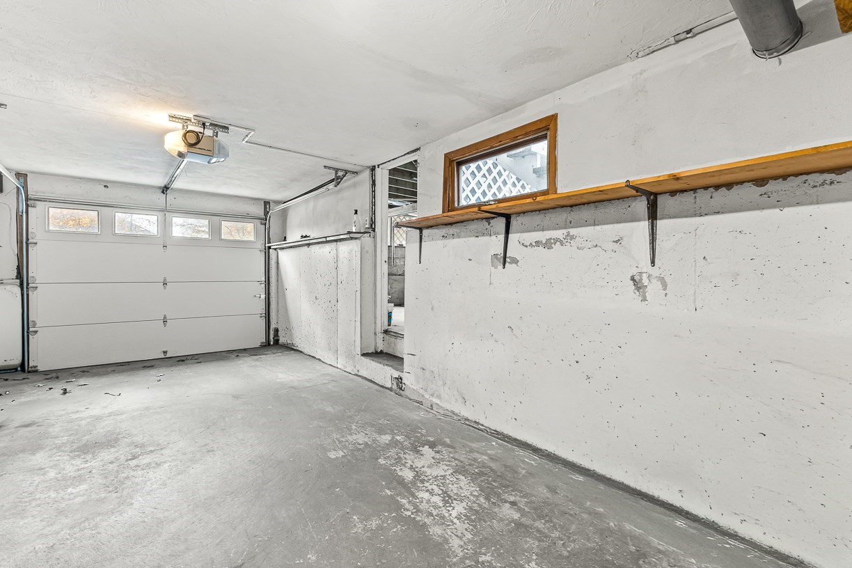 25 Murdoch Rd, Stoneham, MA 02180 - Image 33