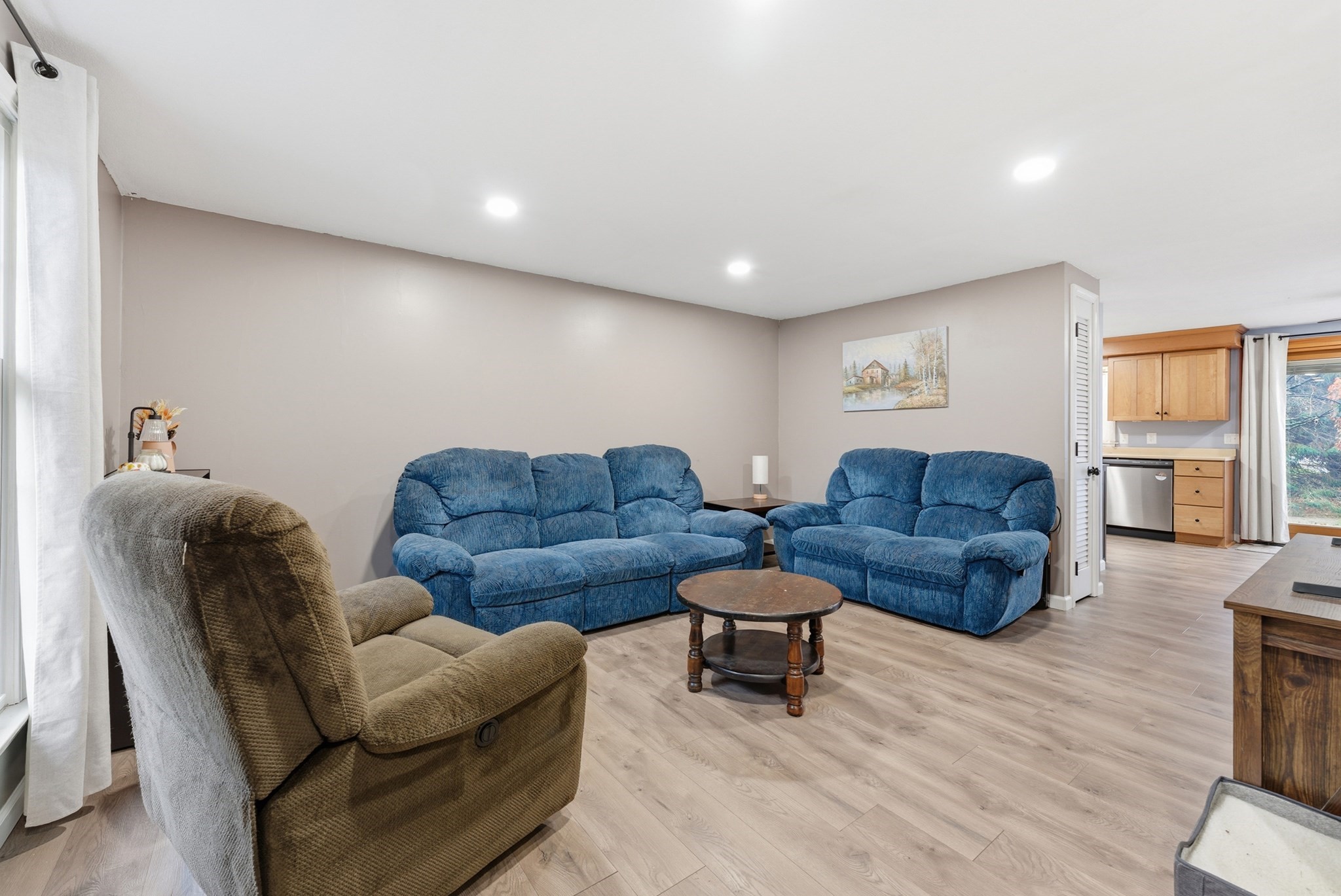 72 Plantation Drive Unit 72, Agawam, MA 01001 - Image 12