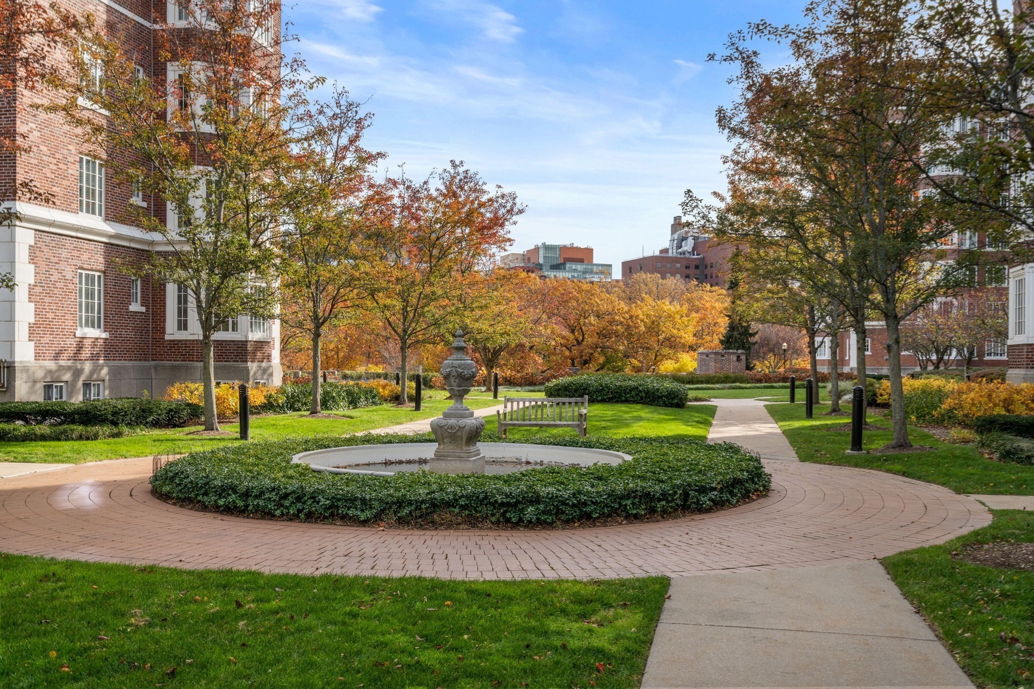 20 Chapel St Unit APH4, Brookline, MA 02446