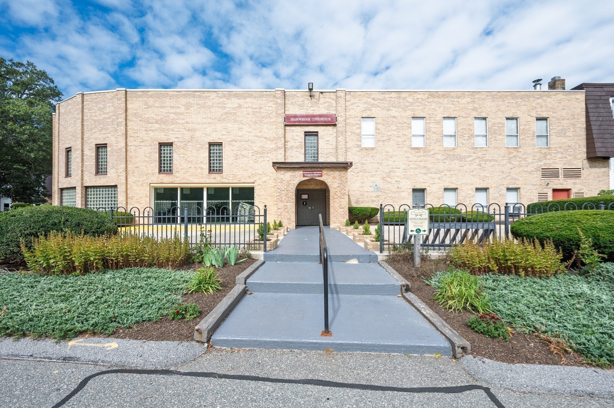 14 Shadowbrook Lane Unit 30, Milford, MA 01757 - Image 16