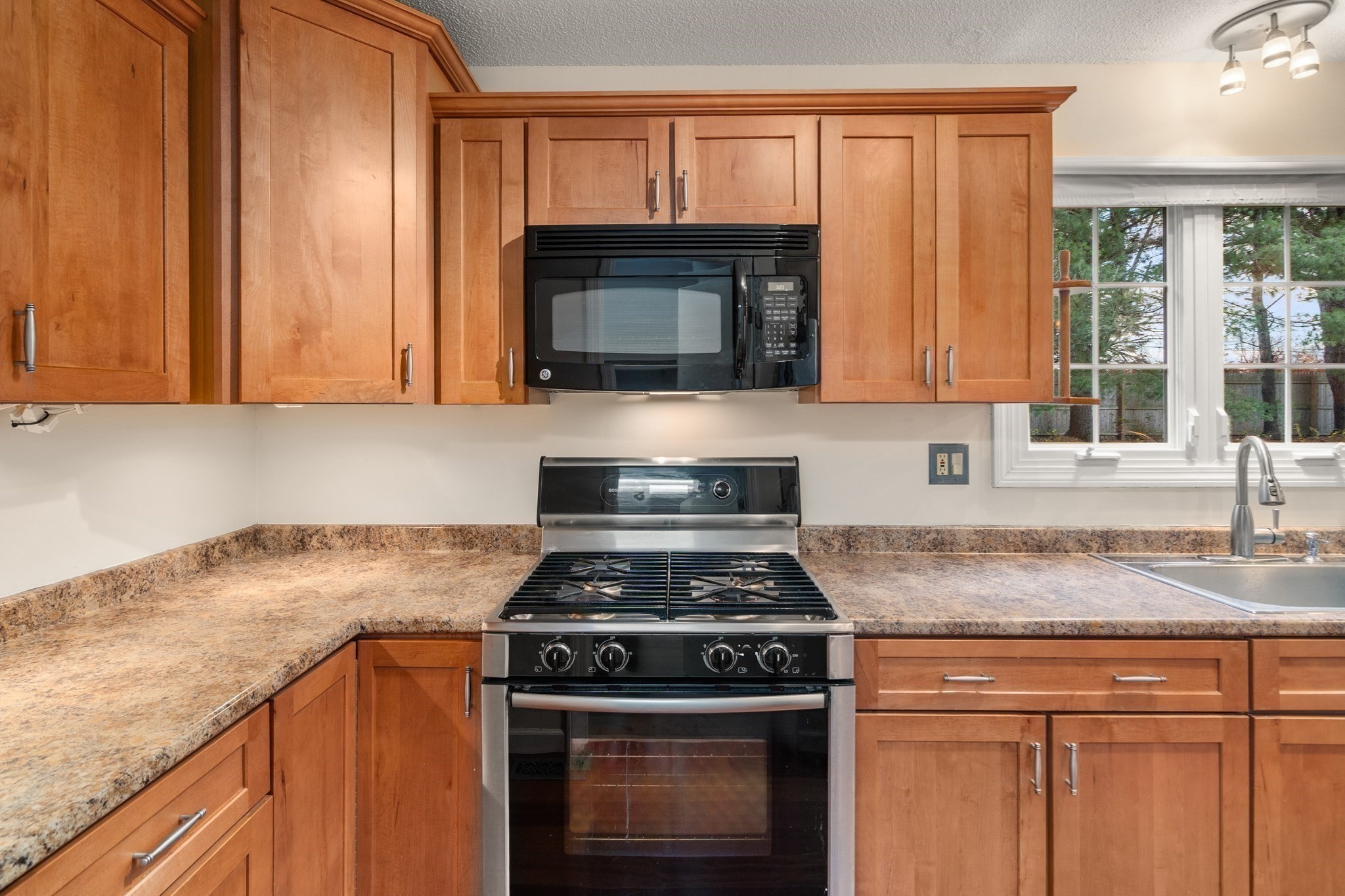84 Chapin Greene Drive Unit 84, Ludlow, MA 01056 - Image 22