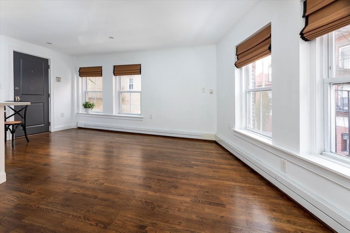 21 Moon Unit 2, North End, Boston, MA 02113 - Image 12