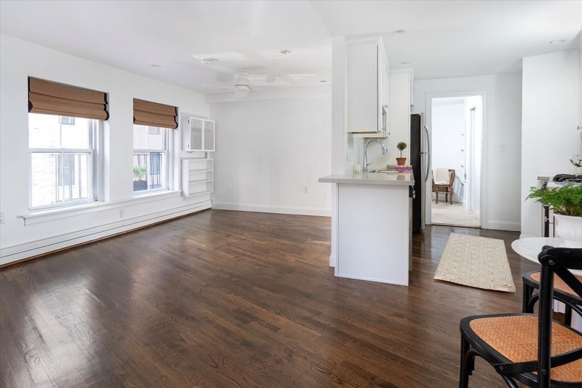 21 Moon Unit 2, North End, Boston, MA 02113 - Image 15
