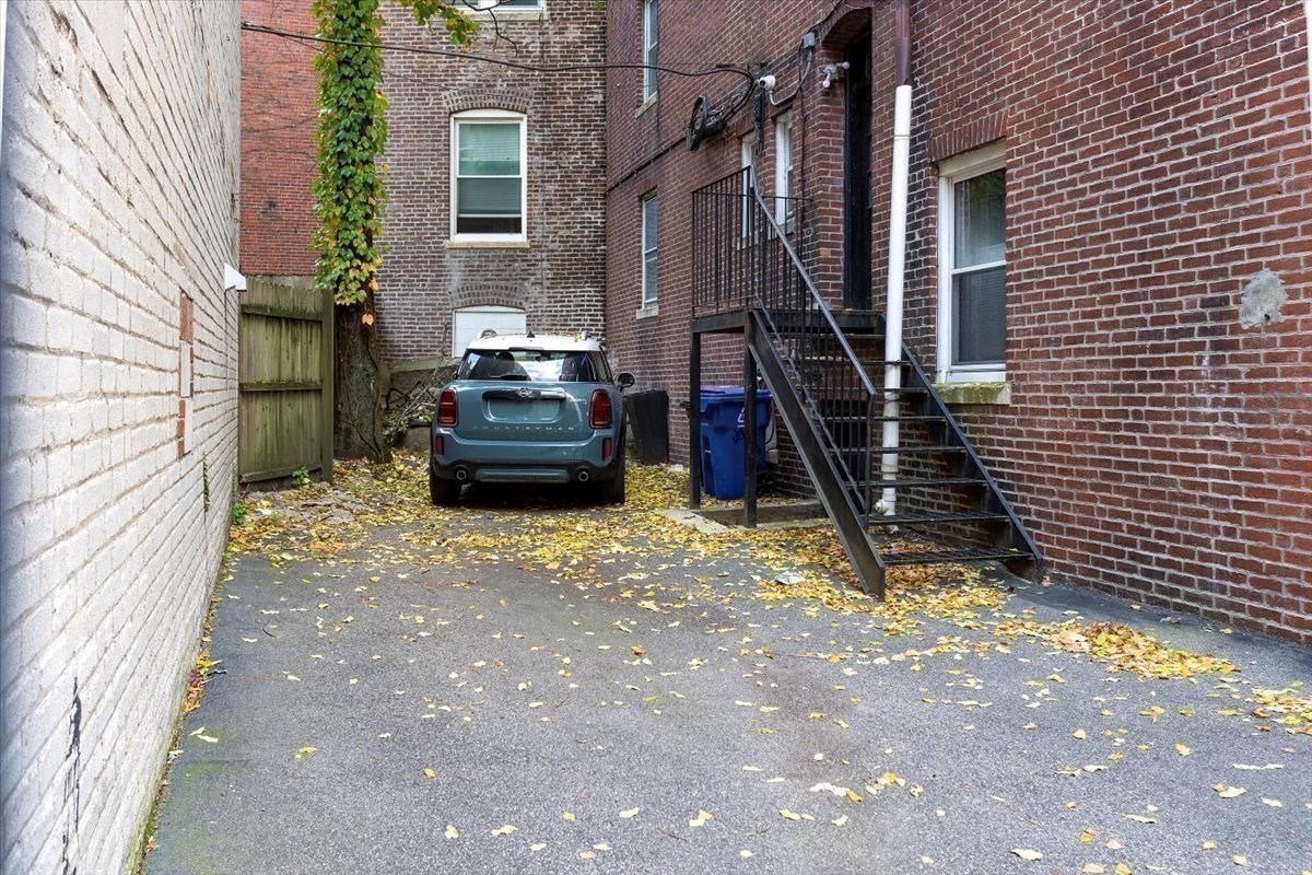 21 Moon Unit 2, North End, Boston, MA 02113 - Image 18