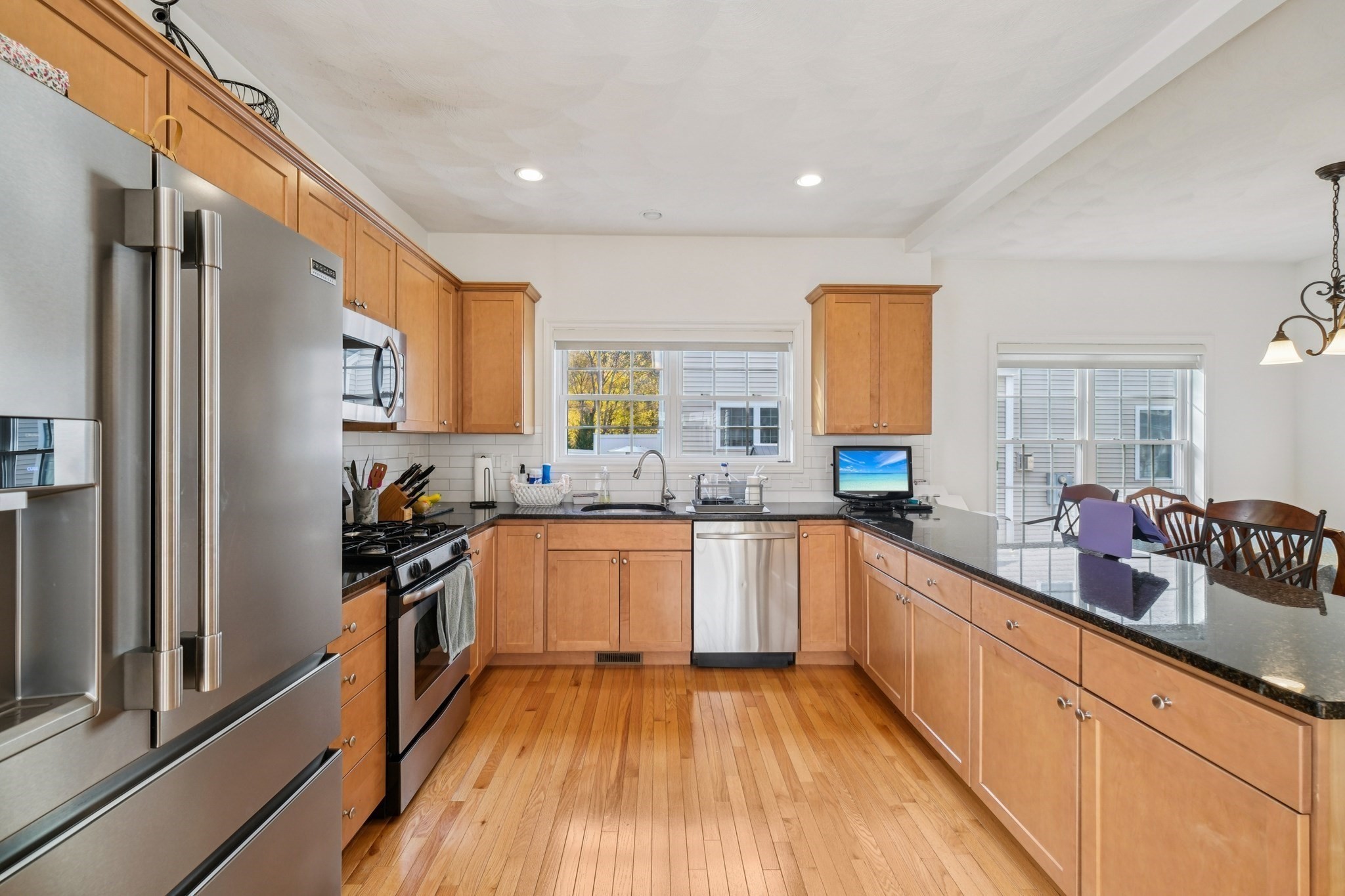 6 Blue Jay Cir Unit 2, Wakefield, MA 01880 - Image 14