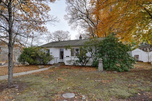 42 Lantern Ln, Burlington, MA 01803 - Image 3