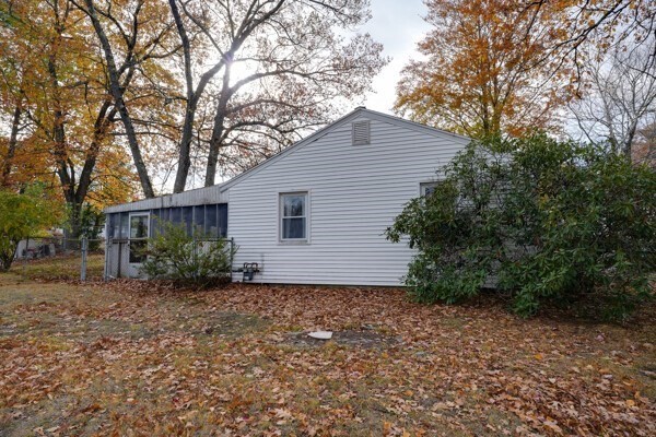 42 Lantern Ln, Burlington, MA 01803 - Image 21