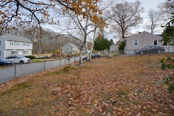 42 Lantern Ln, Burlington, MA 01803 - Image 22