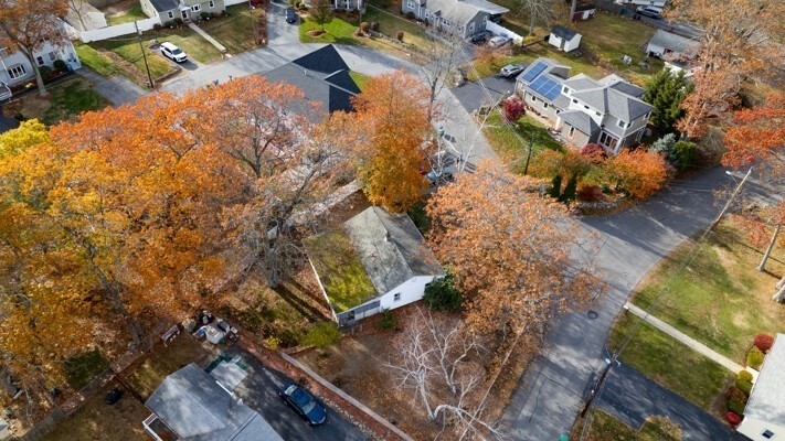 42 Lantern Ln, Burlington, MA 01803 - Image 5