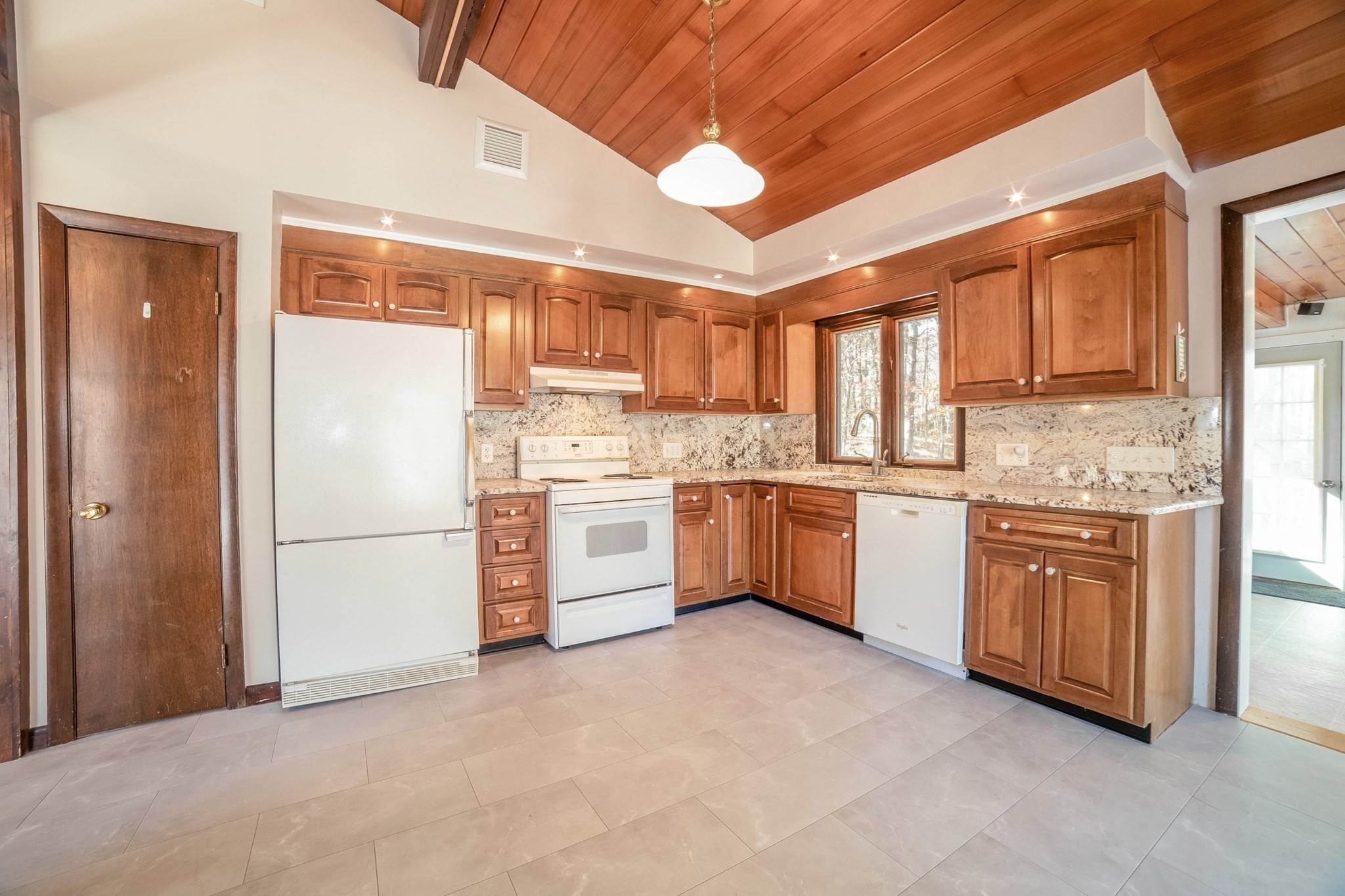 289 Bailey Road, Holden, MA 01520 - Image 6