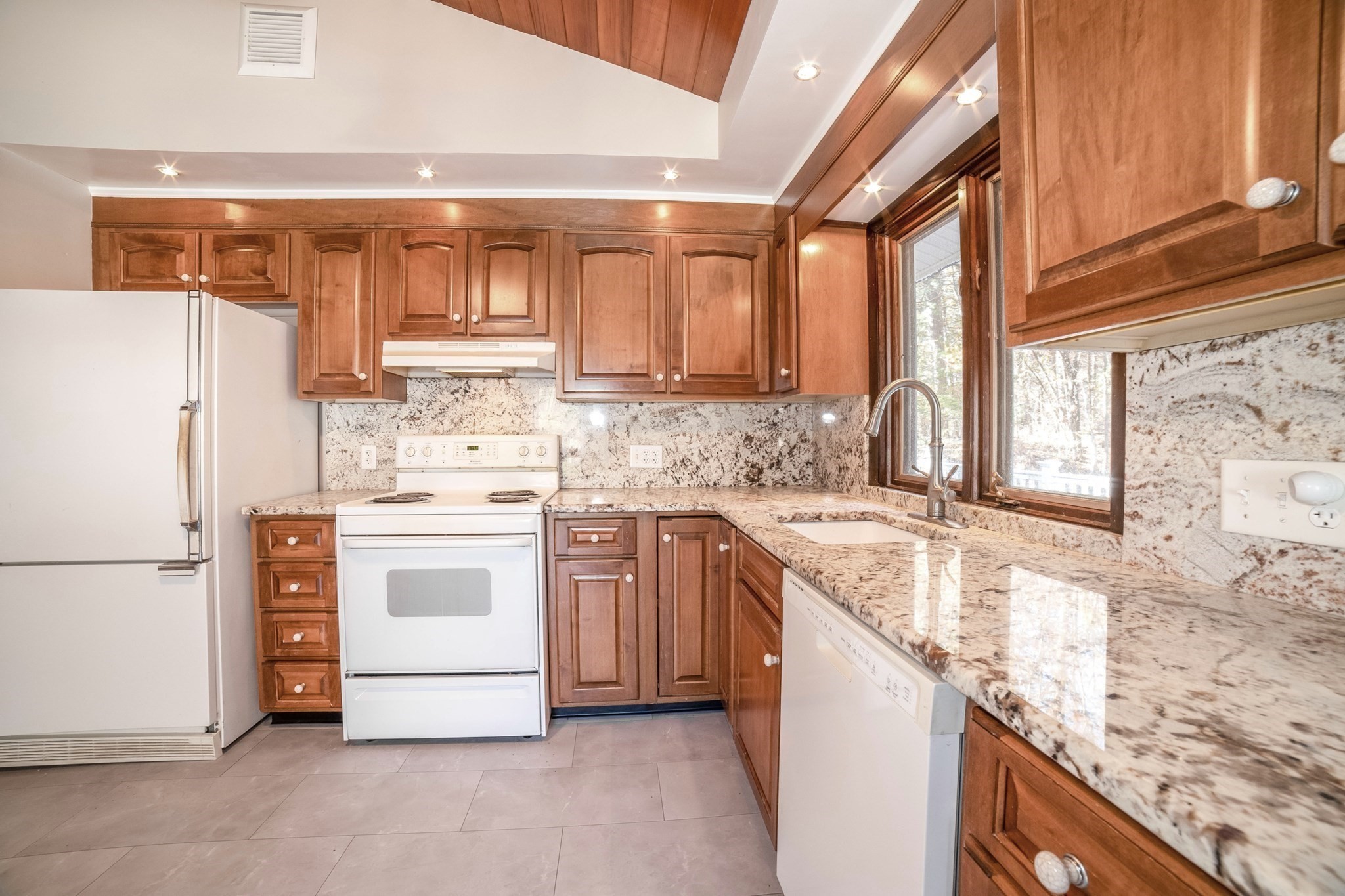 289 Bailey Road, Holden, MA 01520 - Image 7