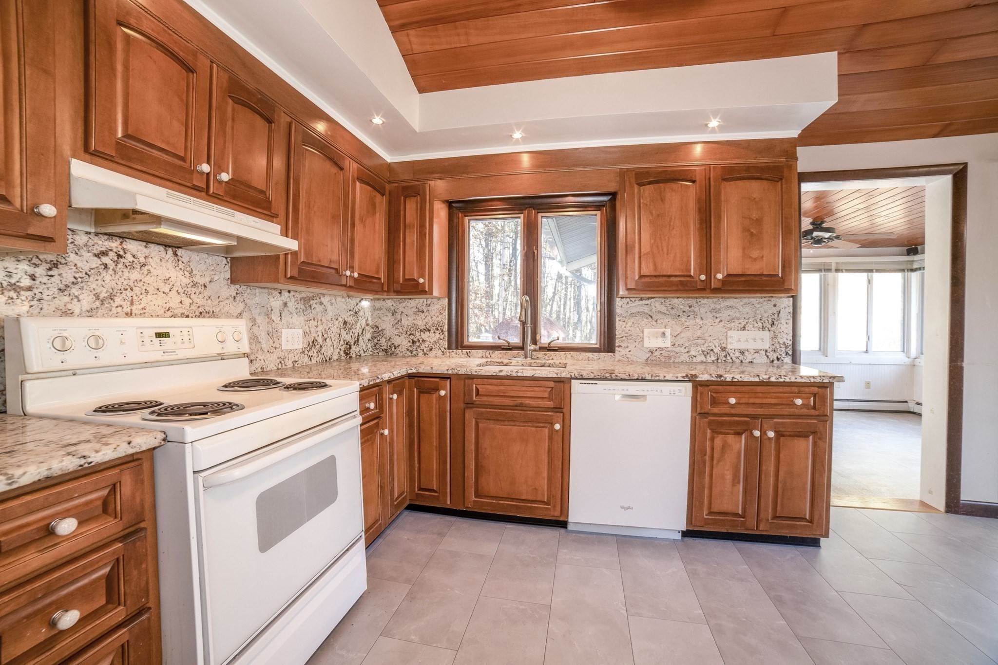 289 Bailey Road, Holden, MA 01520 - Image 8