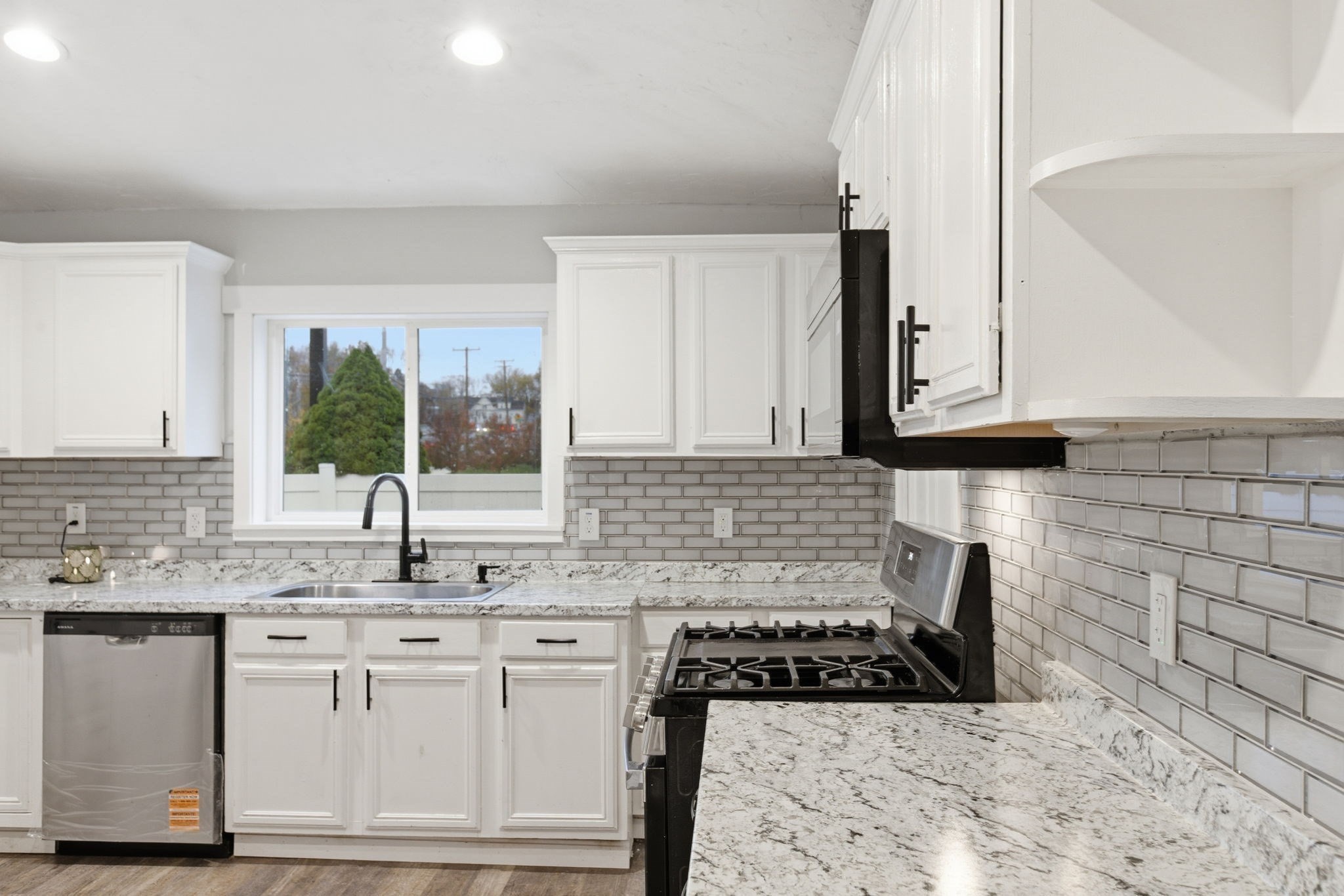 53 James St, Worcester, MA 01603 - Image 5