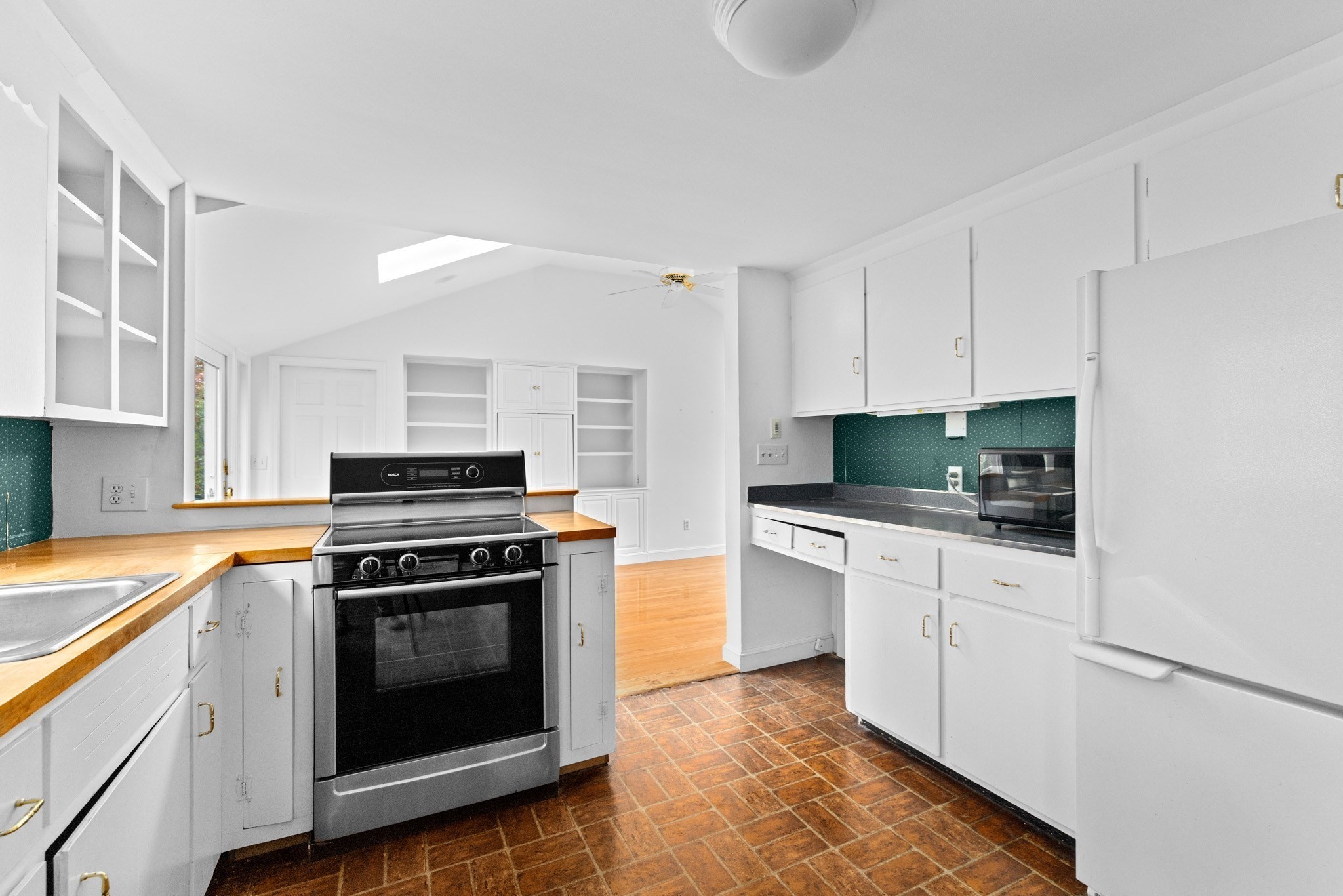 15 Pioneer Rd, Hingham, MA 02043 - Image 8