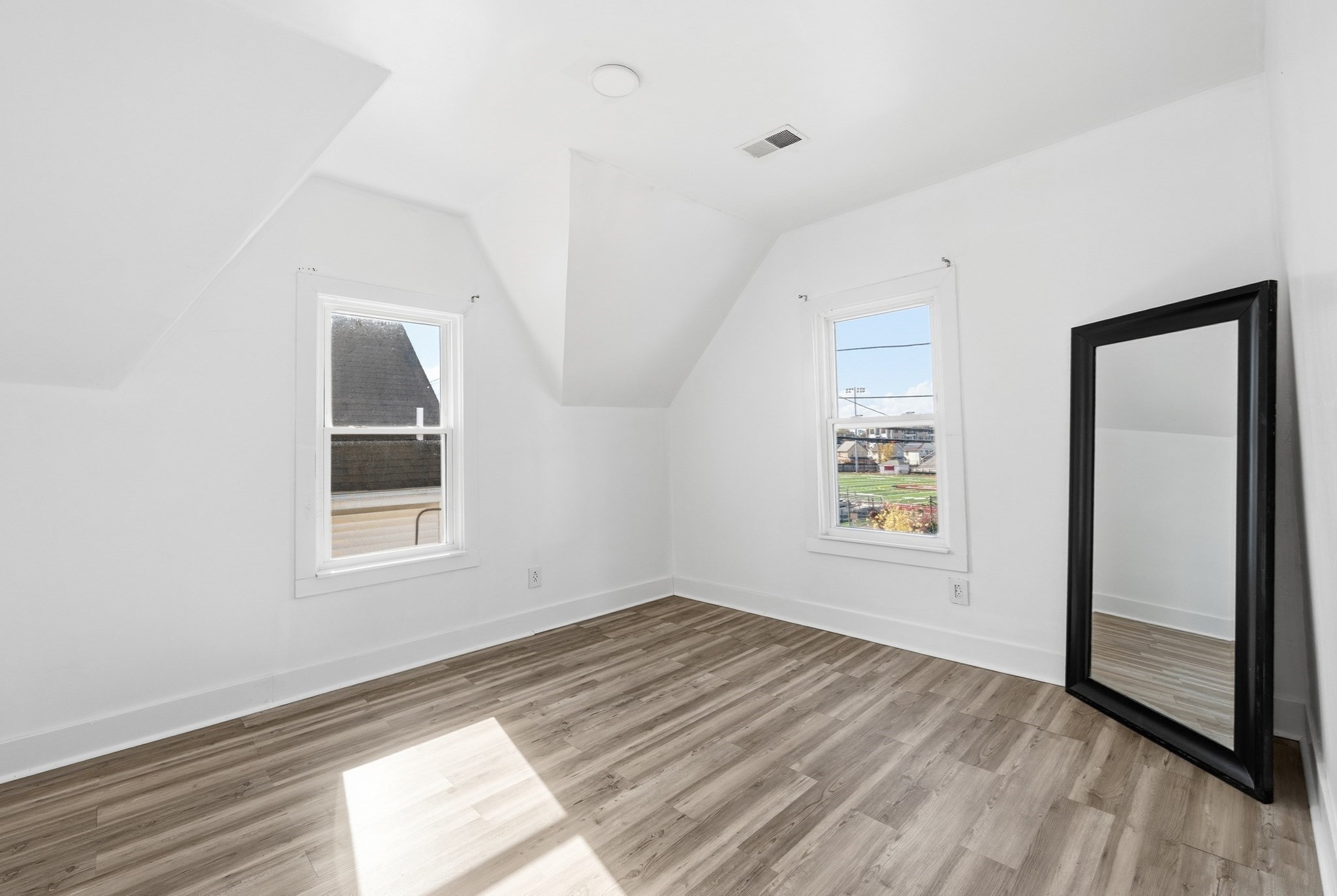 22 Spring St, Everett, MA 02149 - Image 25