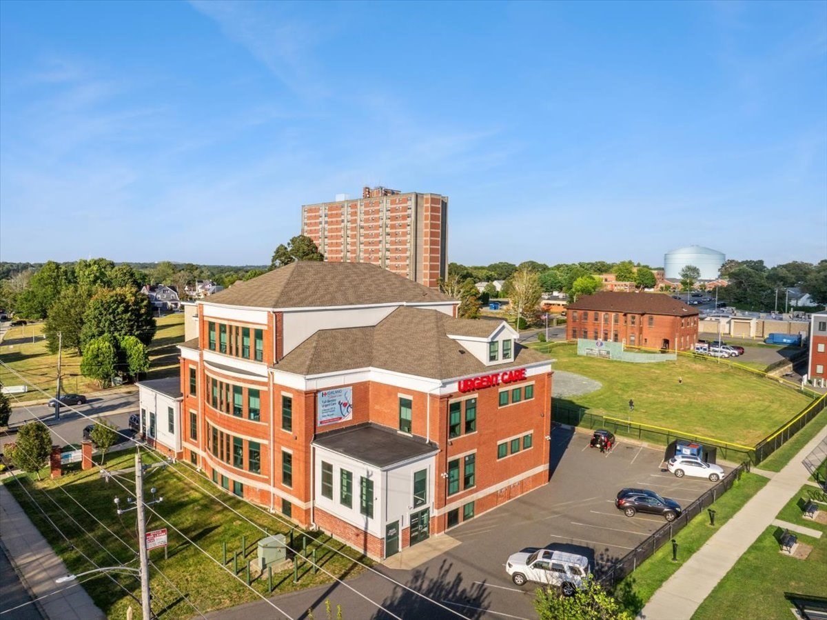 1151 Robeson St Unit 2, Fall River, MA 02720 - Image 4