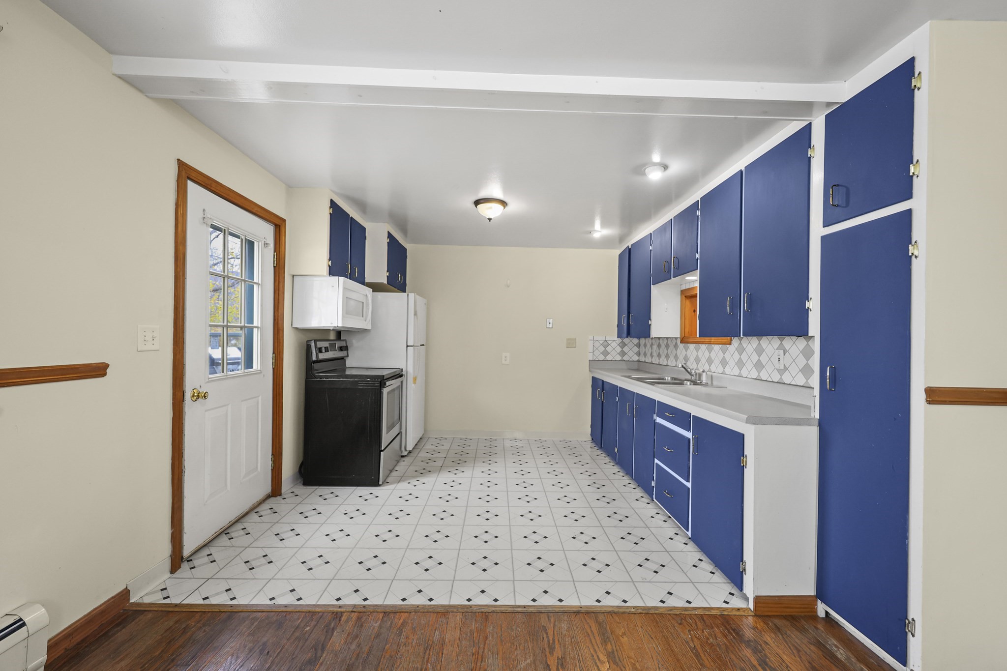 31 Apremont St, Adams, MA 01220 - Image 11