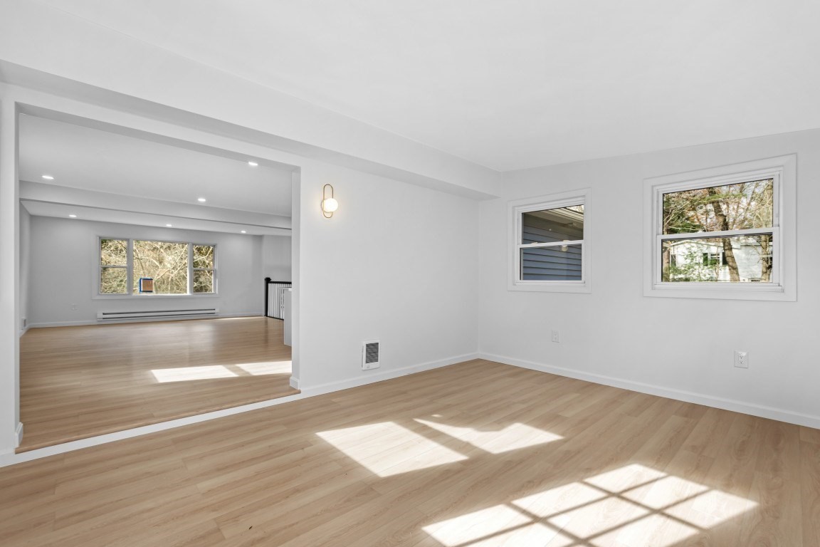 17 Susan Ln, Bellingham, MA 02019 - Image 8