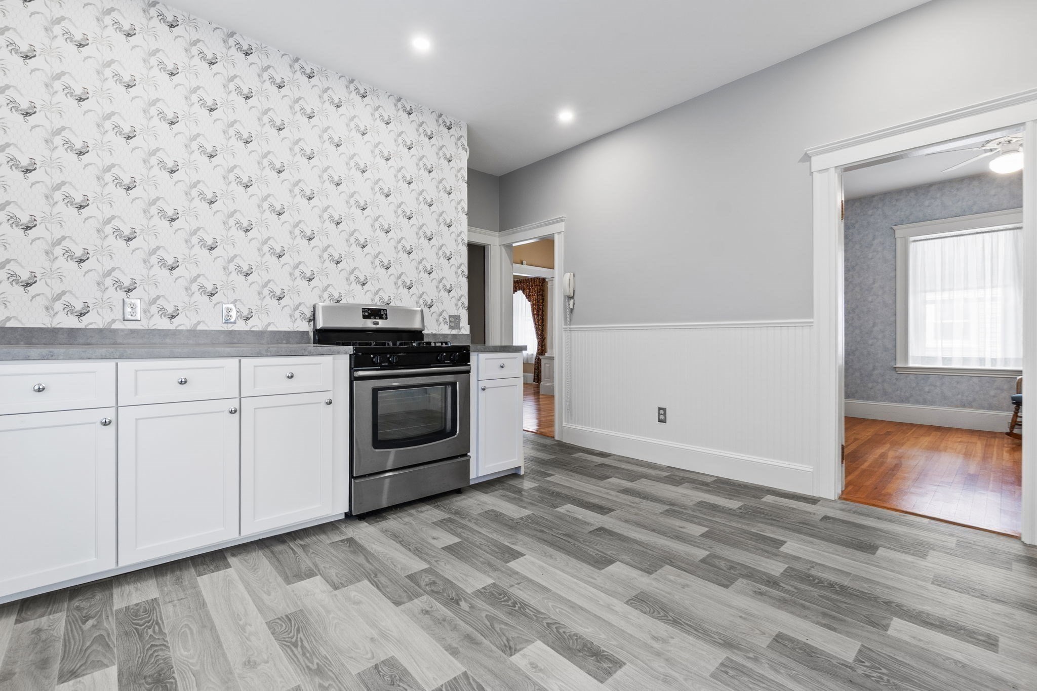 8 Newcastle Rd, Peabody, MA 01960 - Image 22