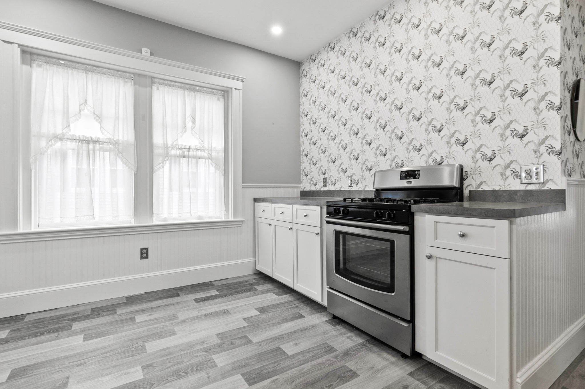 8 Newcastle Rd, Peabody, MA 01960 - Image 23