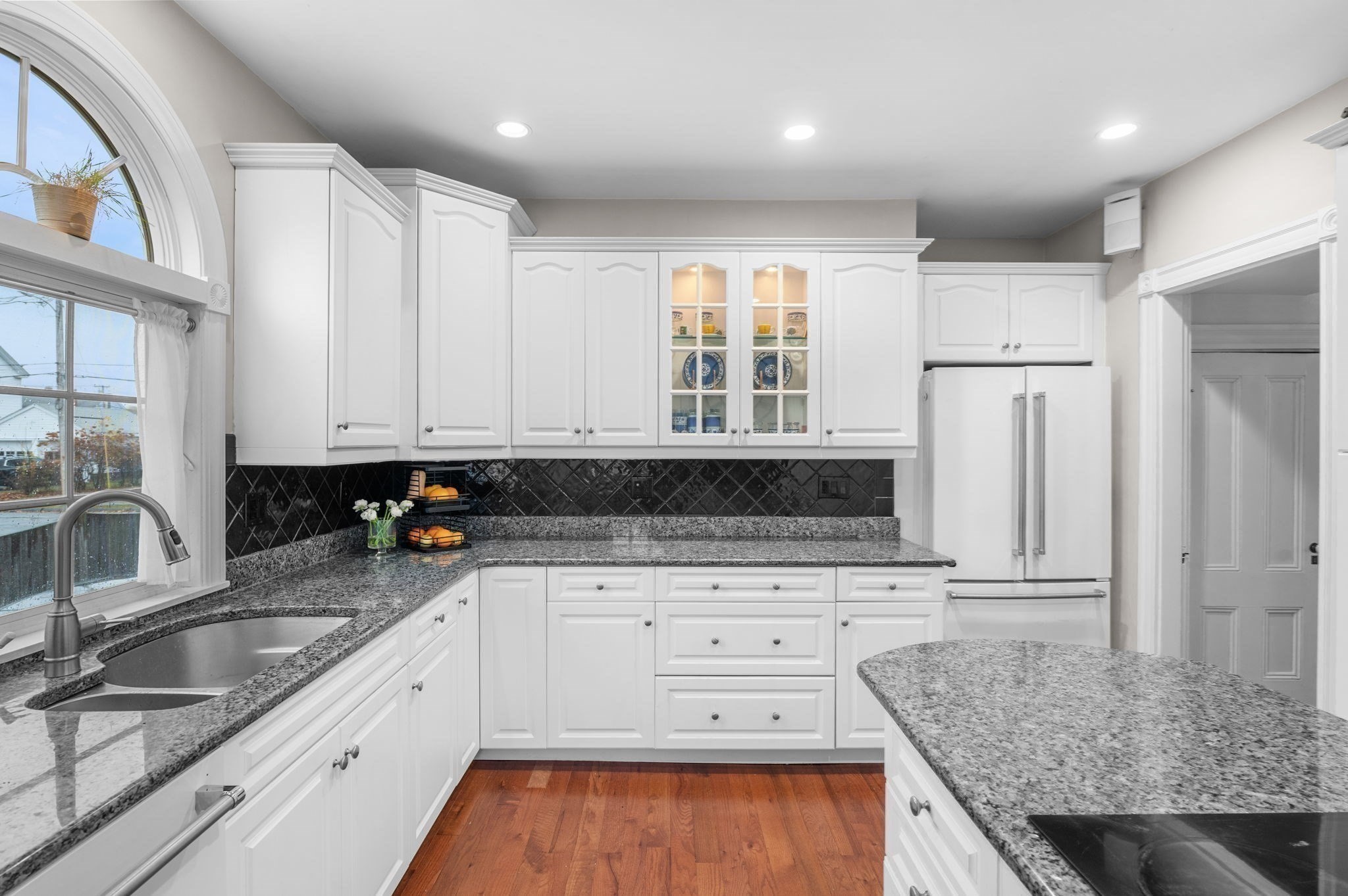 5 Beacon St, Danvers, MA 01923 - Image 12