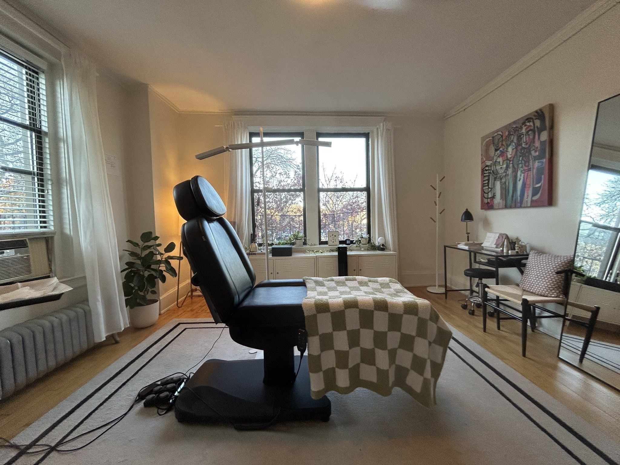 1368 Beacon St Unit 112, Brookline, MA 02446 - Image 2